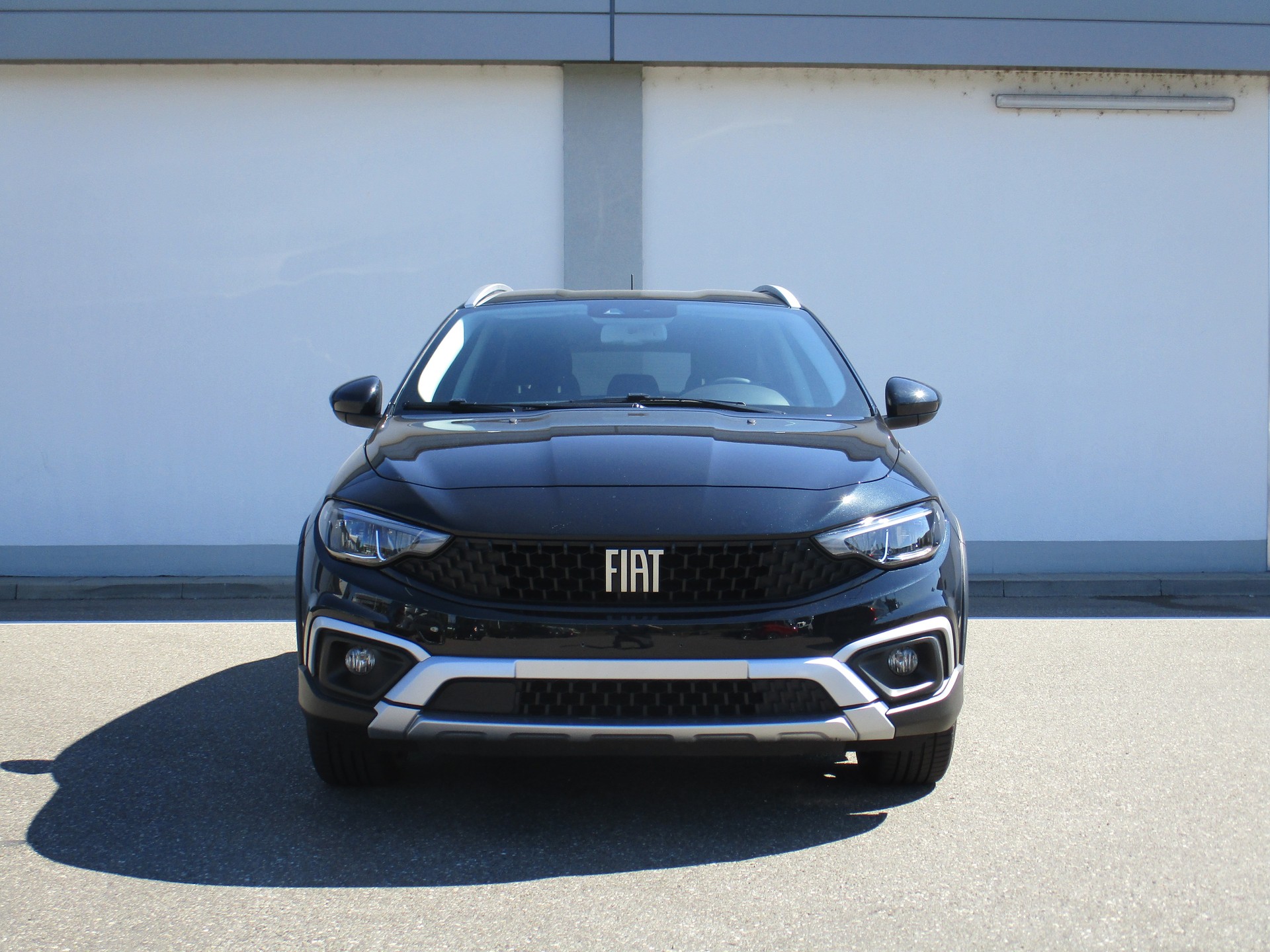 FIAT Tipo SW 1.5 MHEV Cross (Kombi)-image-1