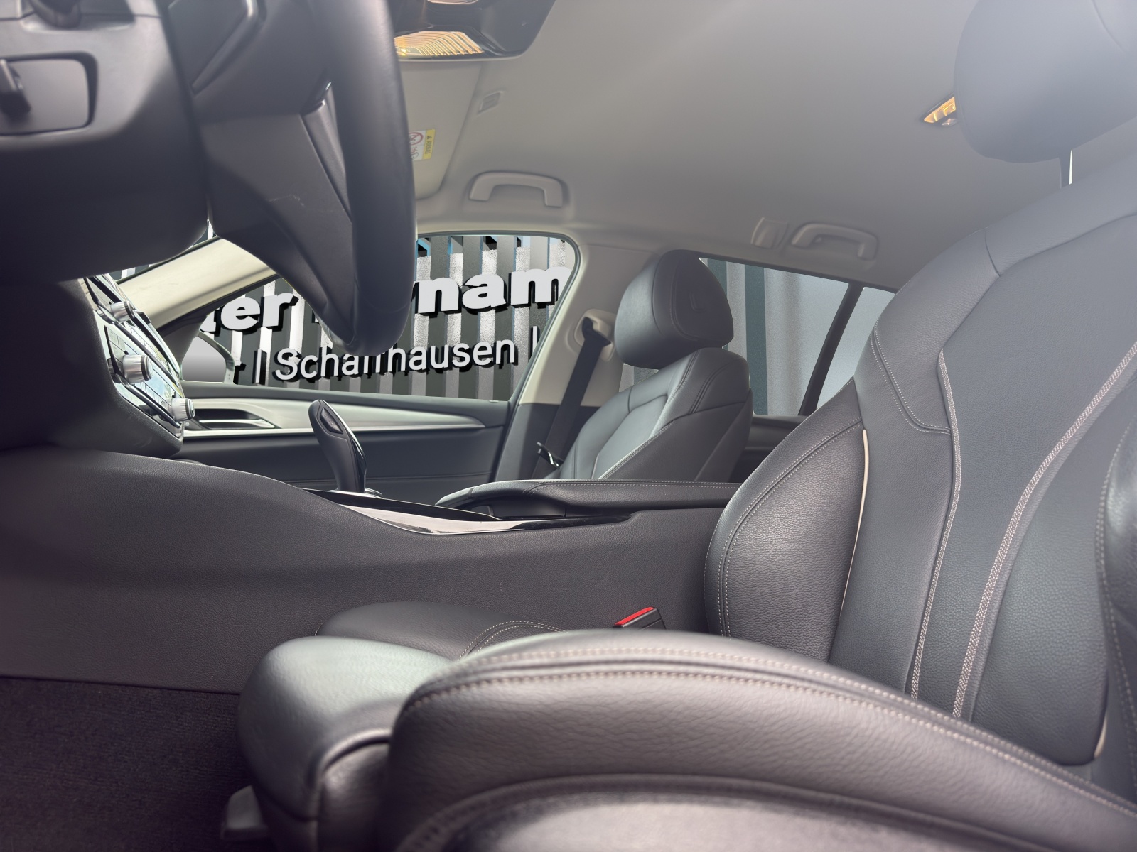 BMW 520d xDrive Touring SPORT LINE-image-18