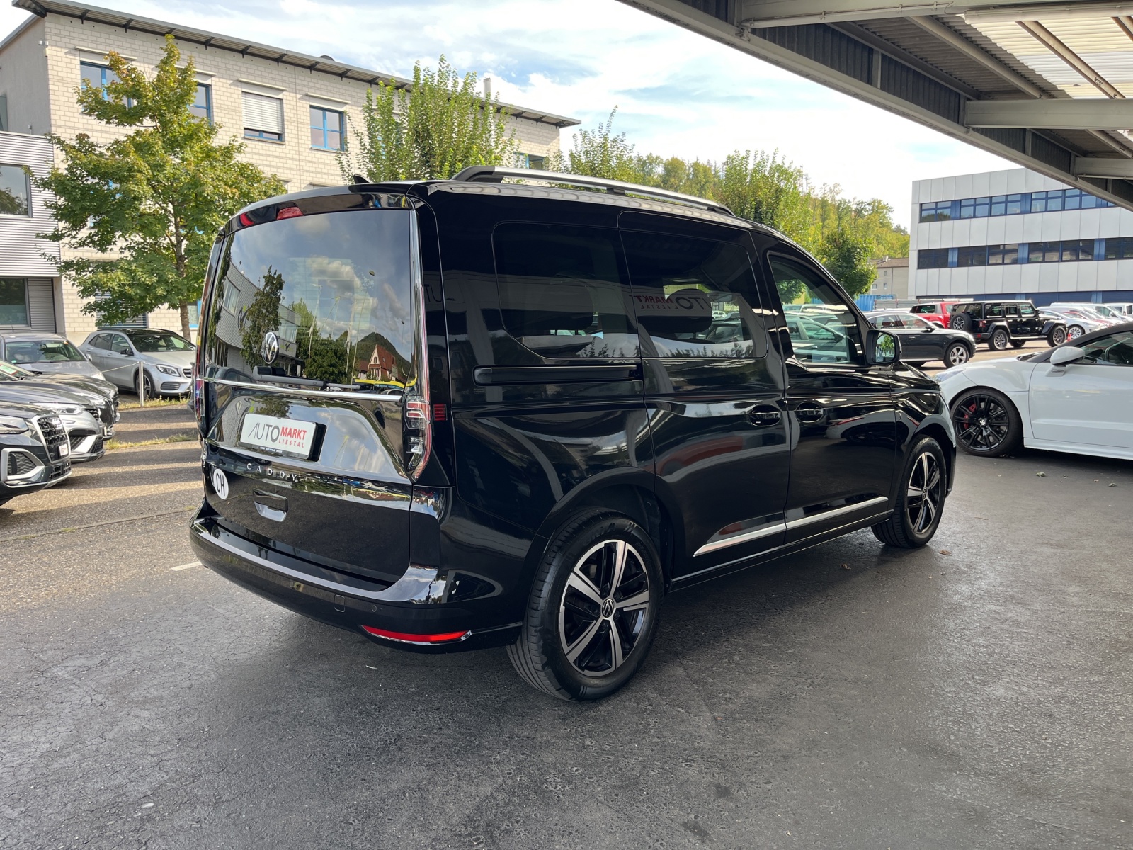 VW Caddy 1.5 TSI Style DSG-image-4