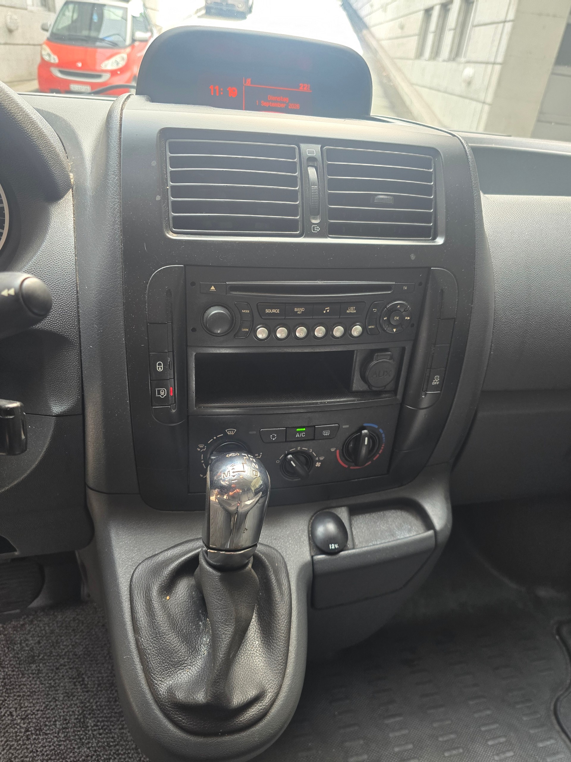CITROEN 2.0 HDi 164-image-8