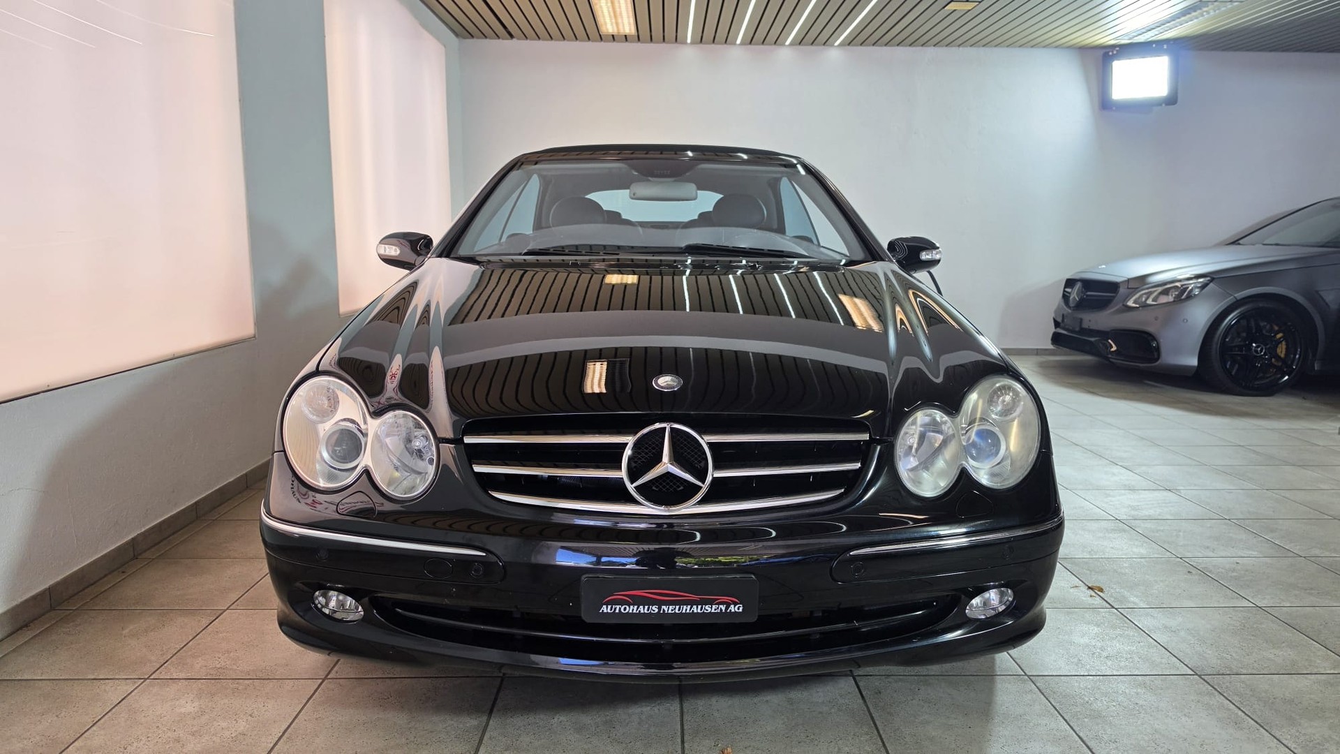 MERCEDES-BENZ CLK 320 Avantgarde Automatic, Schweizer Fahrzeug, MFK im Mai 2026 gemacht, Getriebe wurde erneuert knapp 1000km alt. AHK-image-2