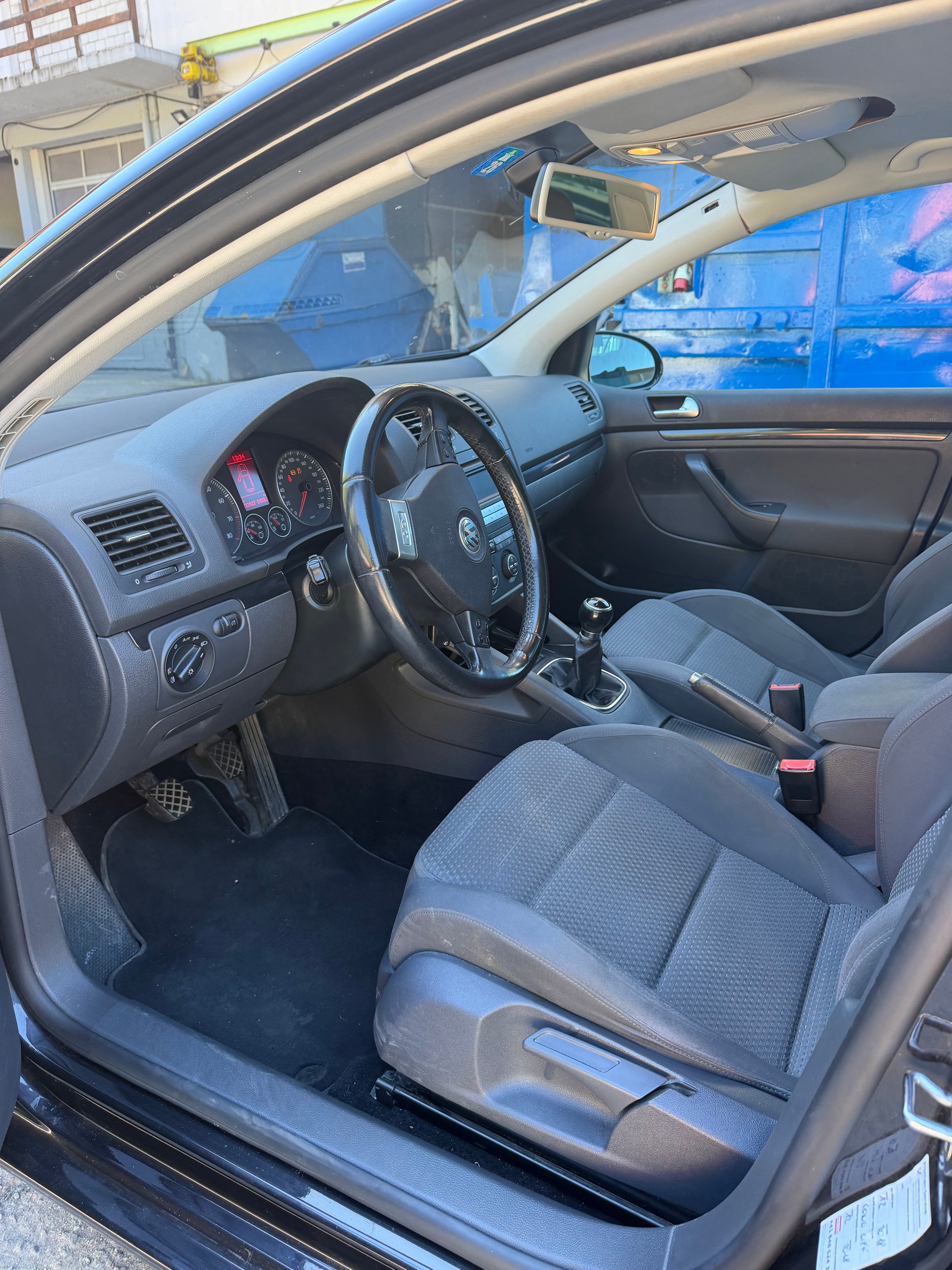 VW Golf 1.4 TSI GT Sport-image-7