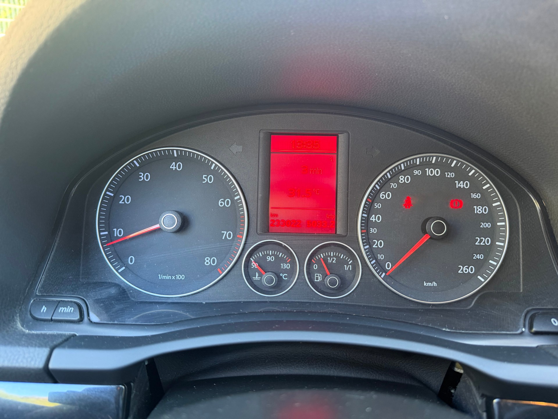 VW Golf 1.4 TSI GT Sport-image-6