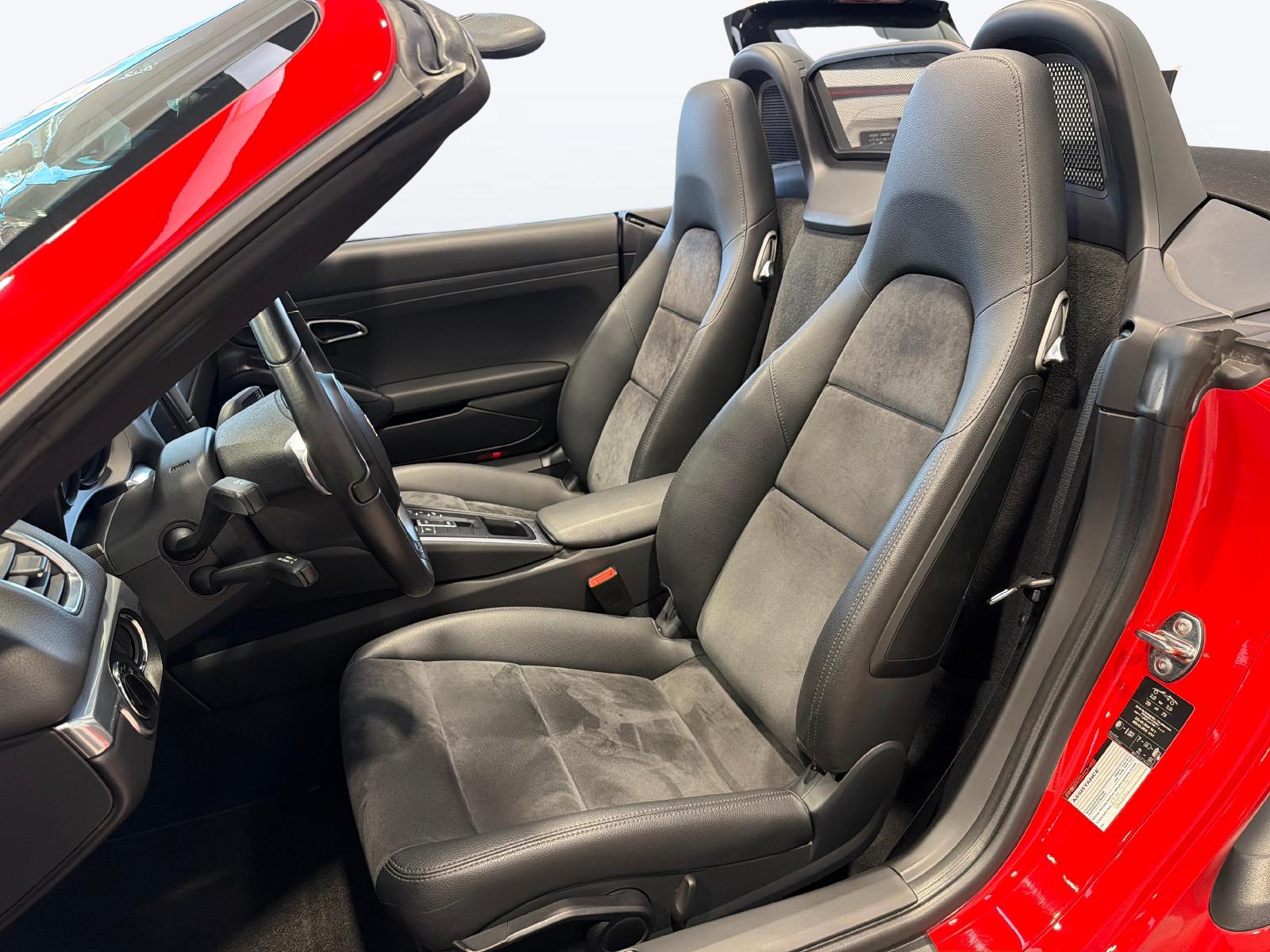 PORSCHE Boxster 2.7 PDK-image-10