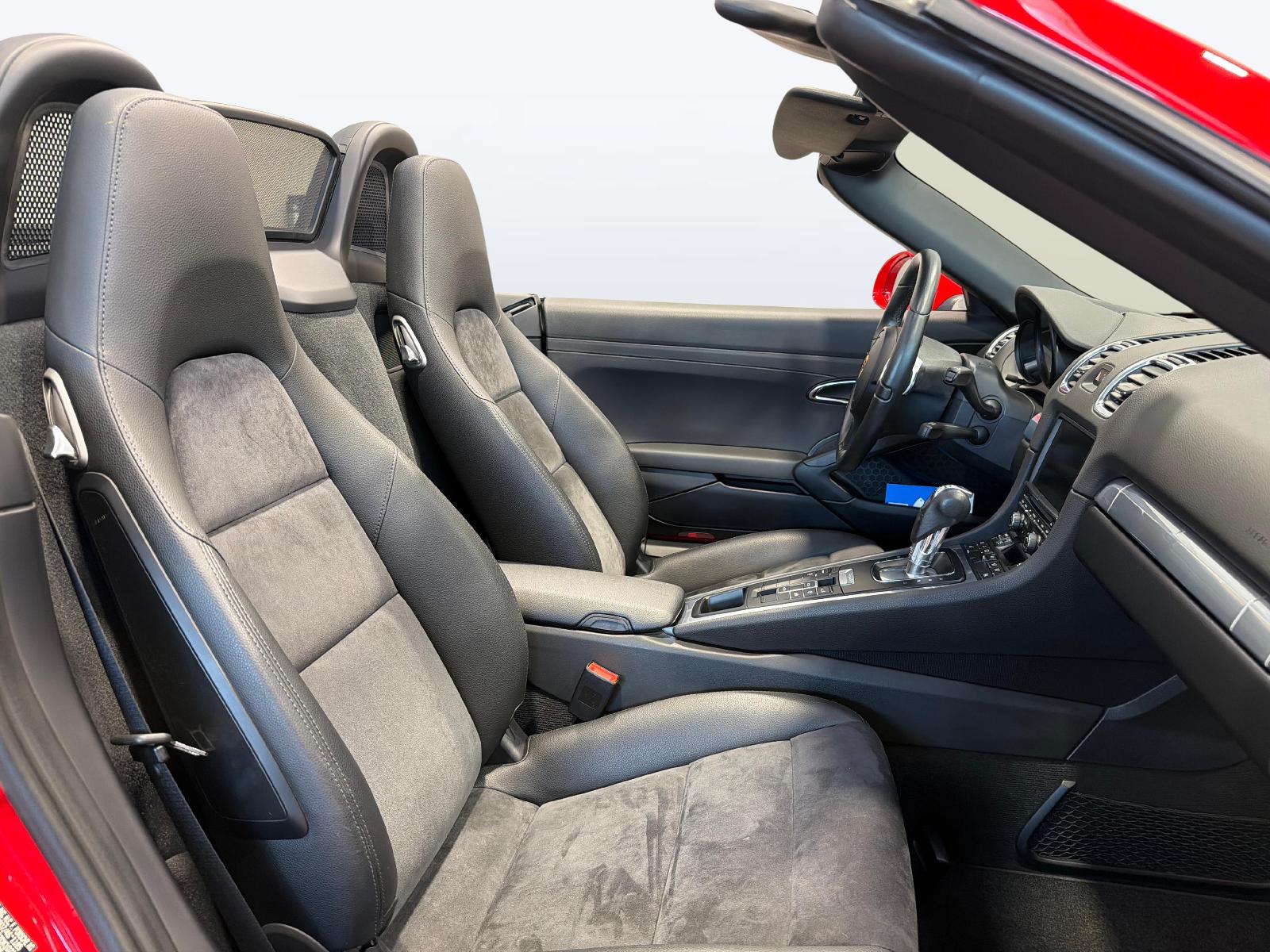 PORSCHE Boxster 2.7 PDK-image-9