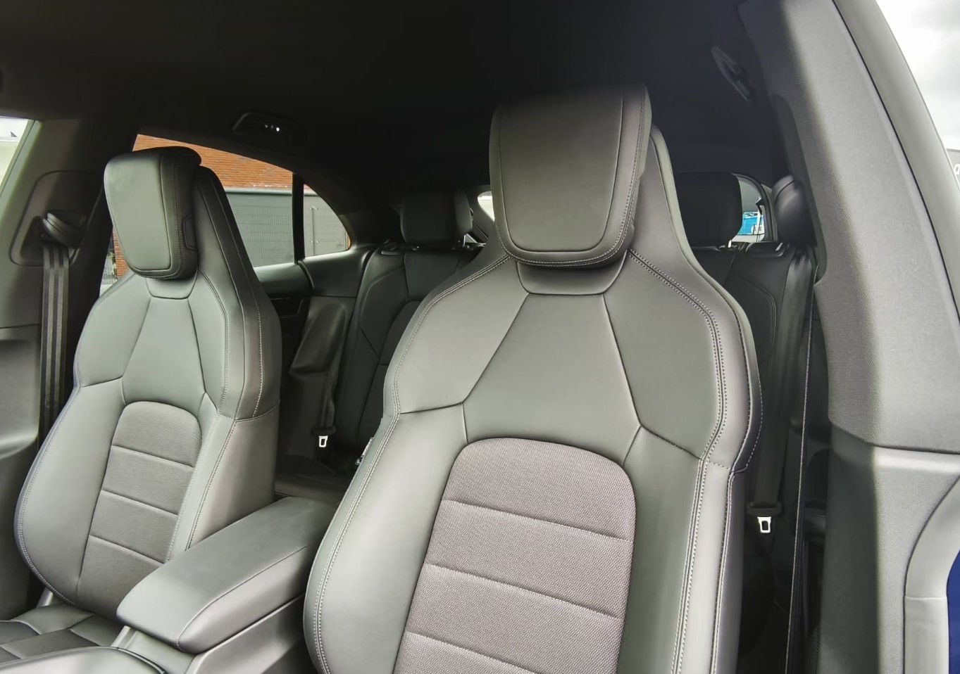 PORSCHE Macan 100kWh-image-5