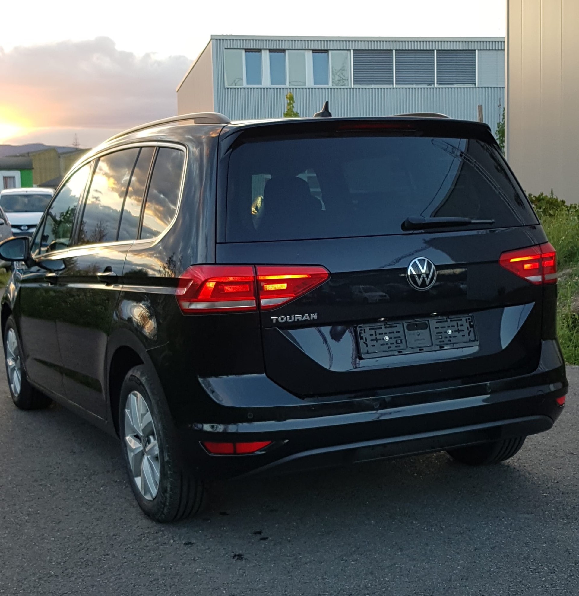 VW Touran 1.5 TSI EVO Comfortline DSG-image-3