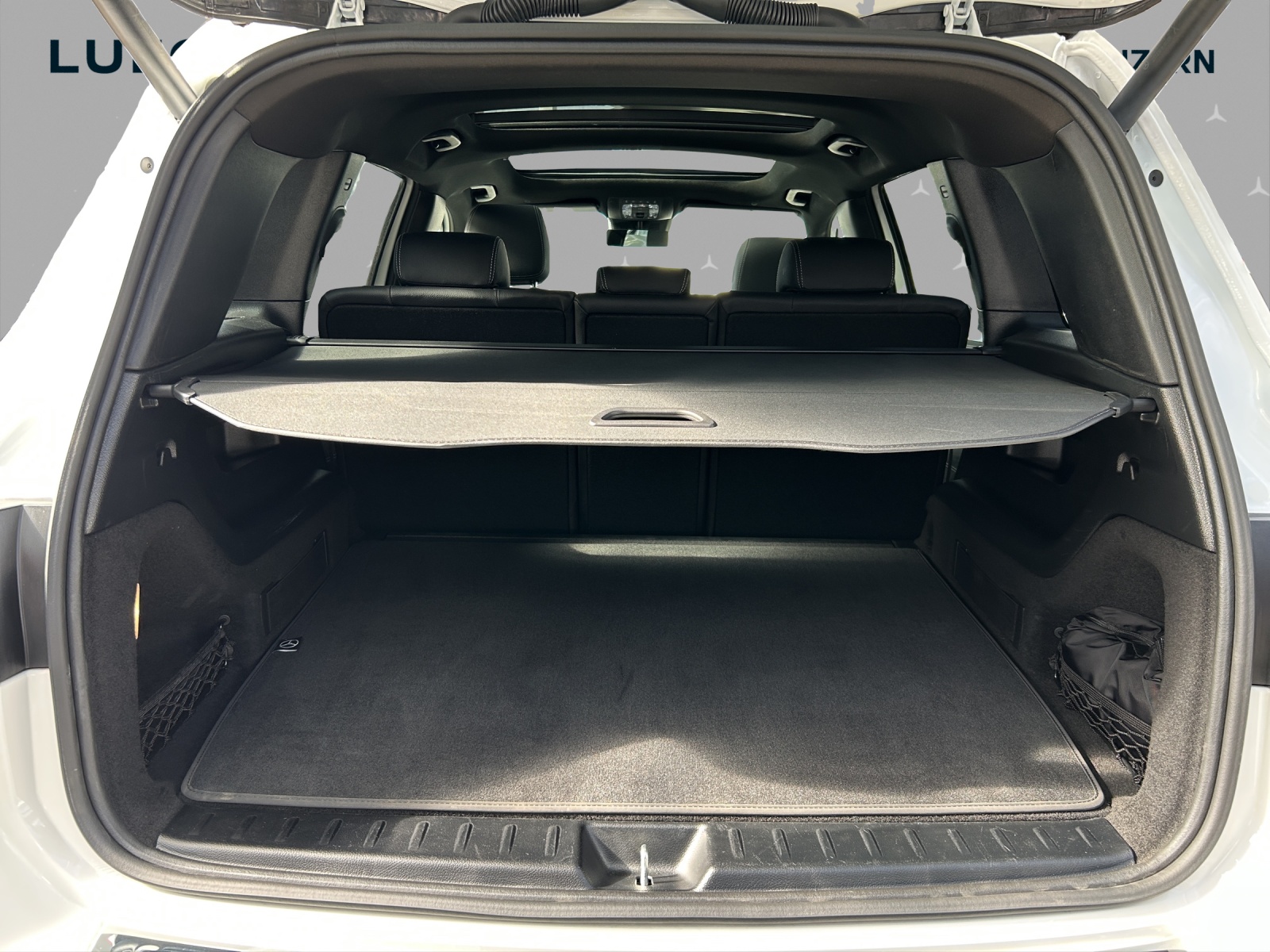MERCEDES-BENZ GLB 250 4Matic 8G-Tronic-image-14
