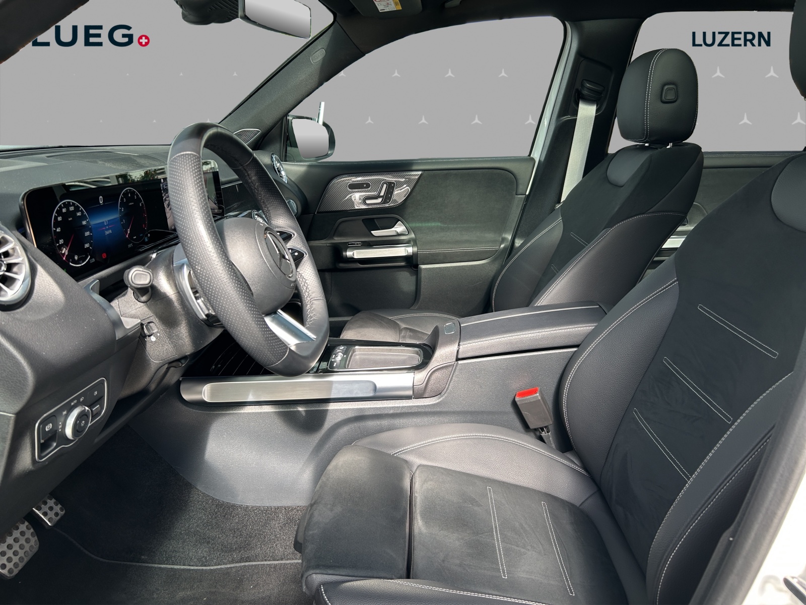 MERCEDES-BENZ GLB 250 4Matic 8G-Tronic-image-7