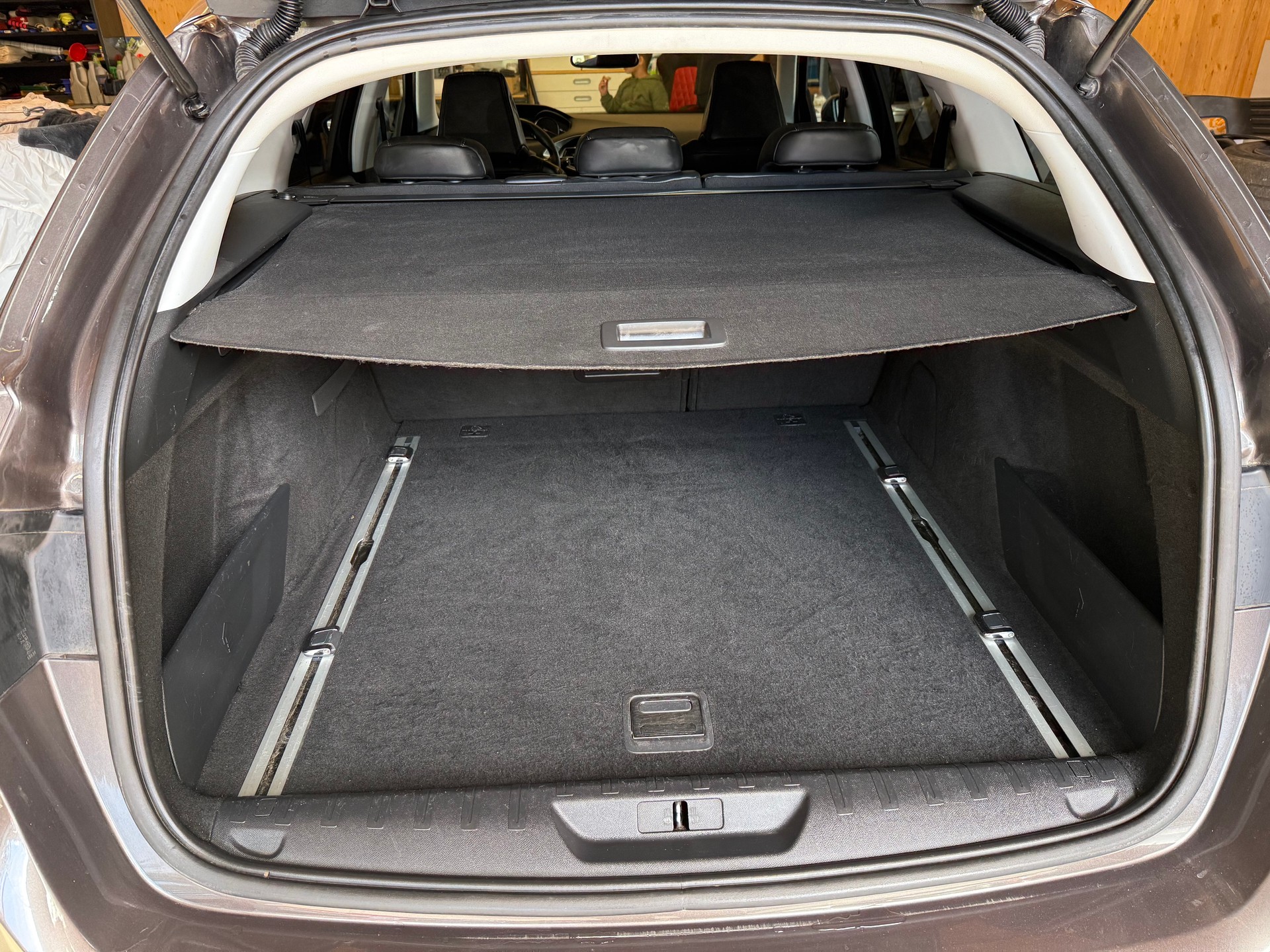 PEUGEOT 308 SW 2.0 BlueHDI Féline-image-13
