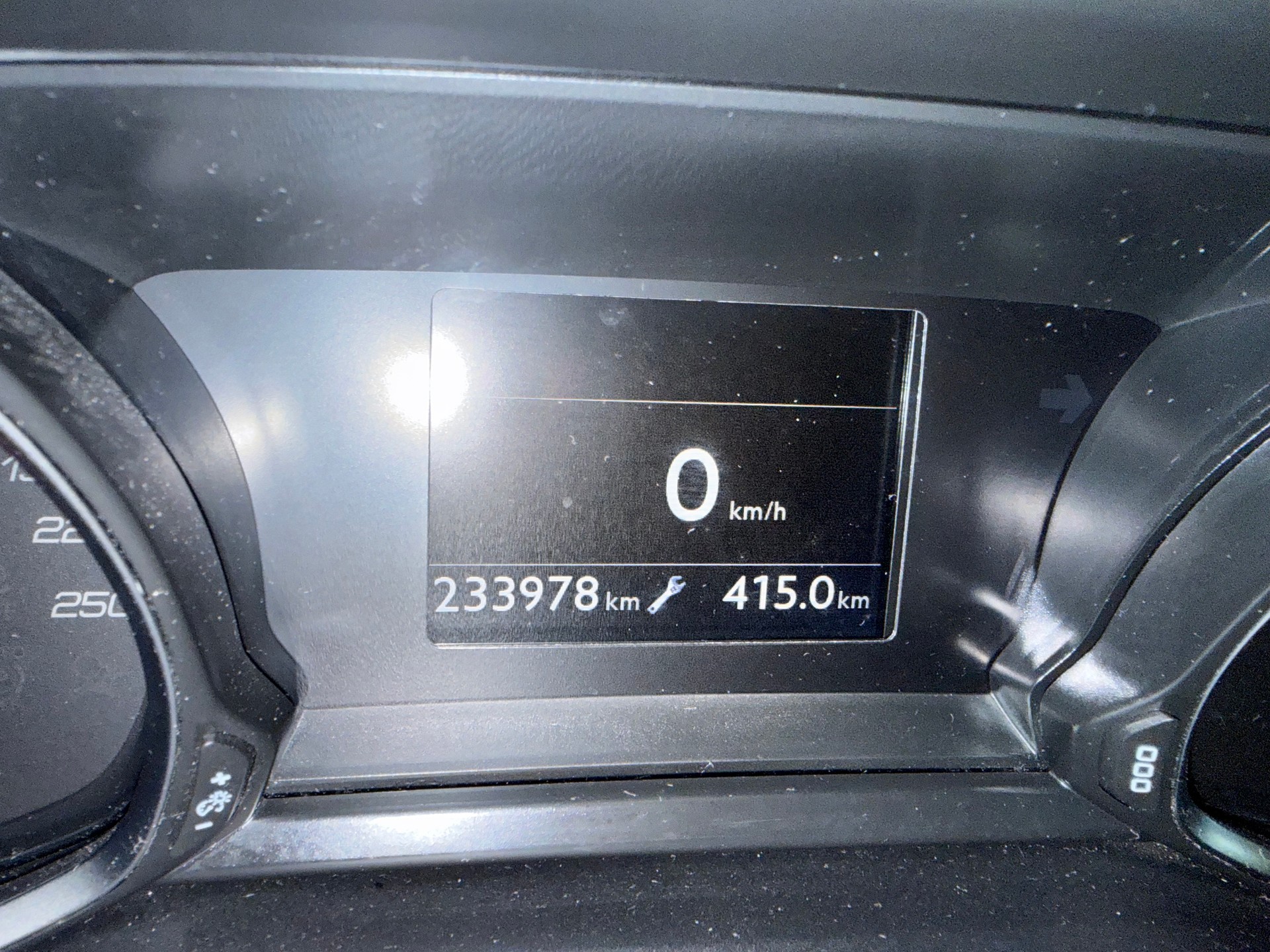 PEUGEOT 308 SW 2.0 BlueHDI Féline-image-10