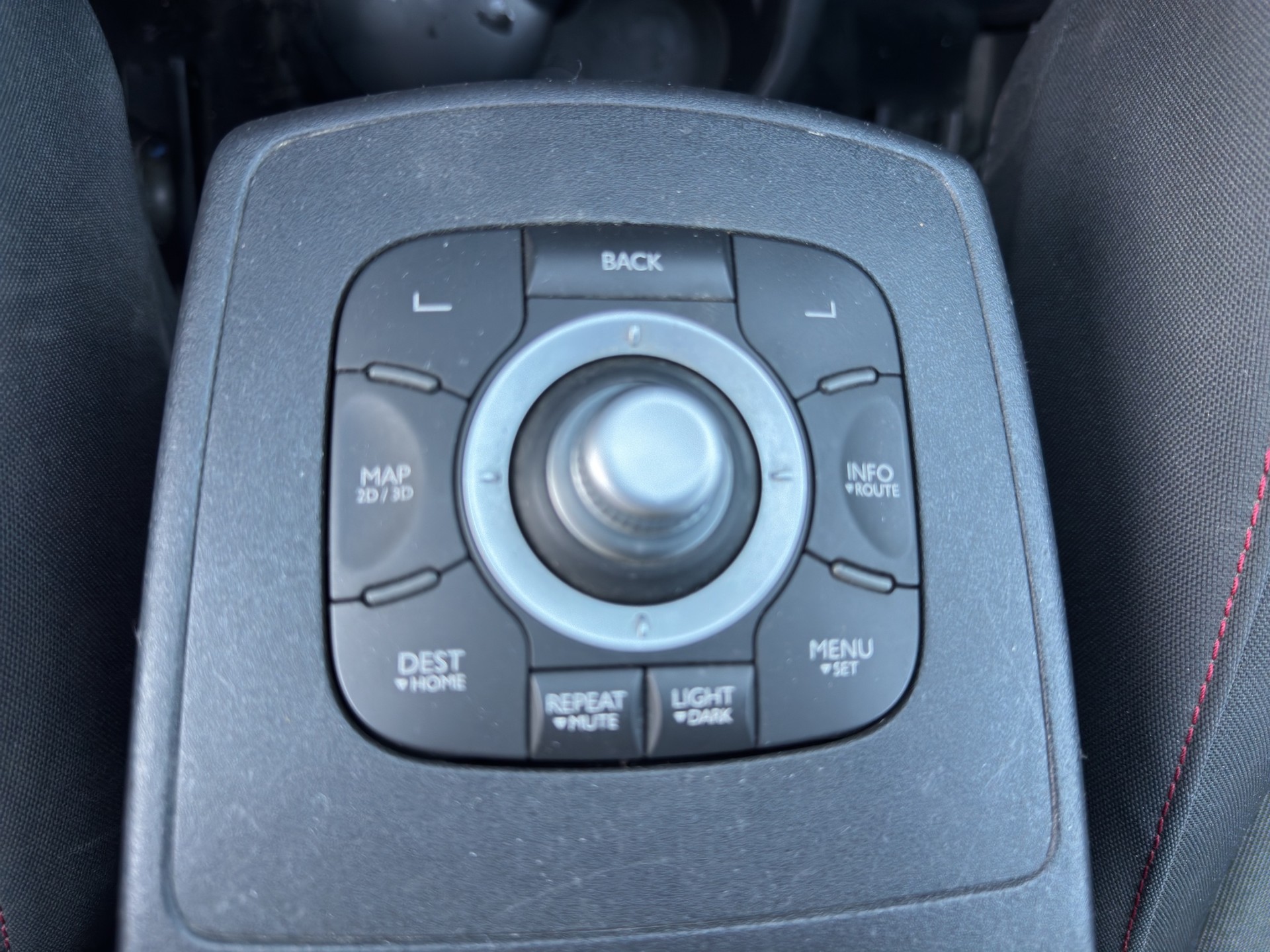 RENAULT Grand Scénic 1.2 16V Turbo Energy-image-15