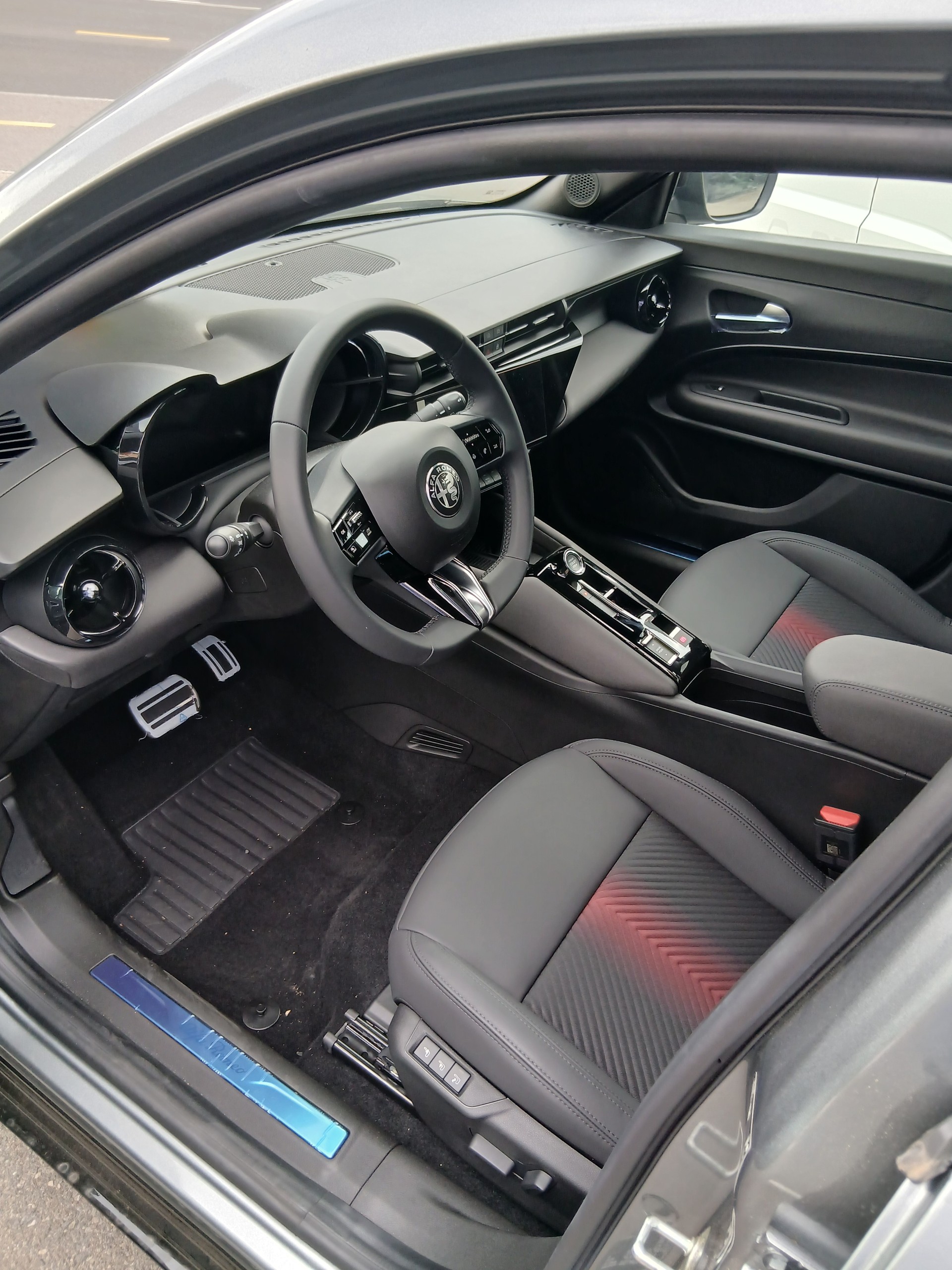 ALFA ROMEO Junior 1.2 48V Hybrid Ti-image-7
