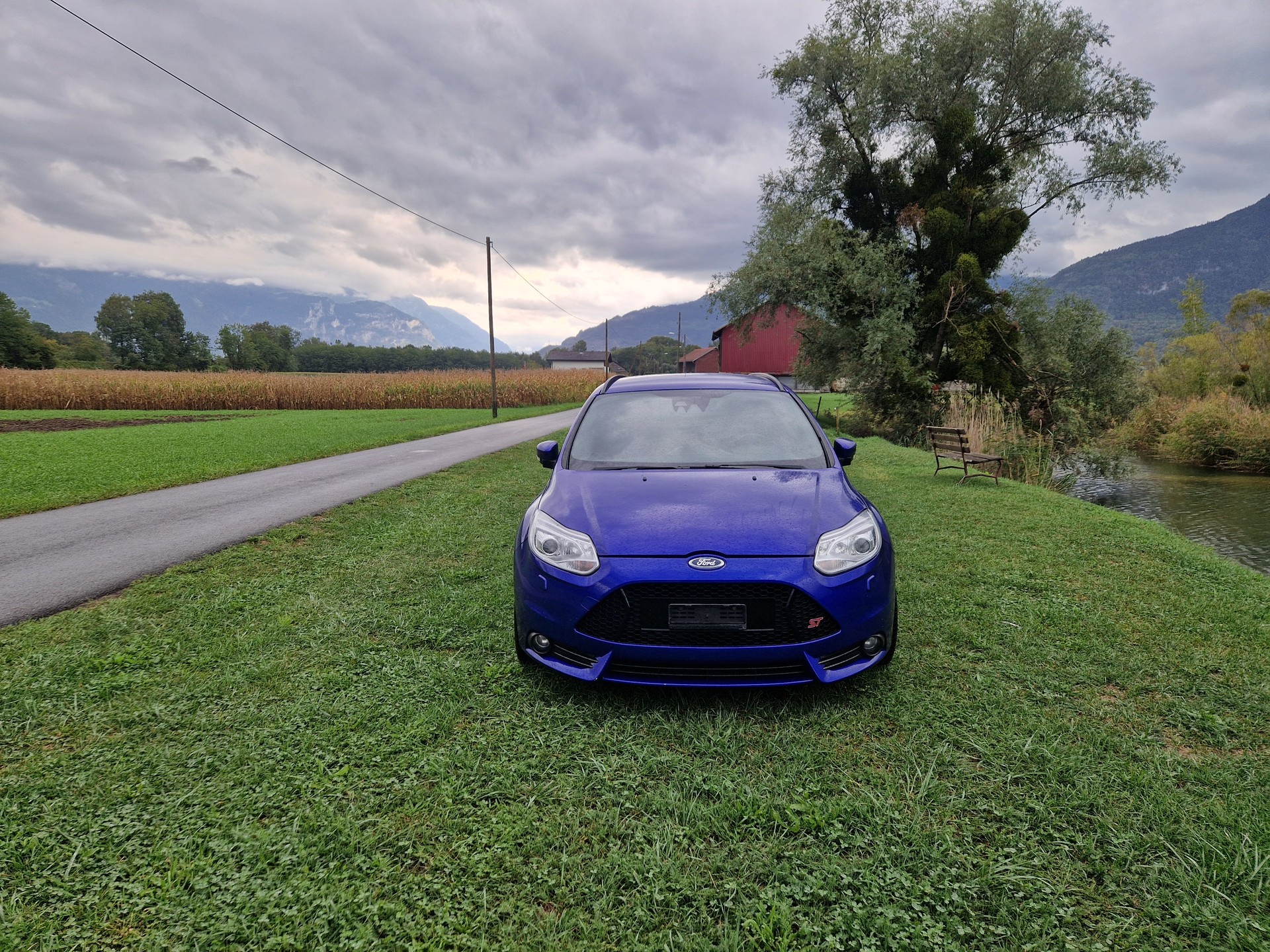 FORD Focus 2.0 SCTi ST-3-image-1