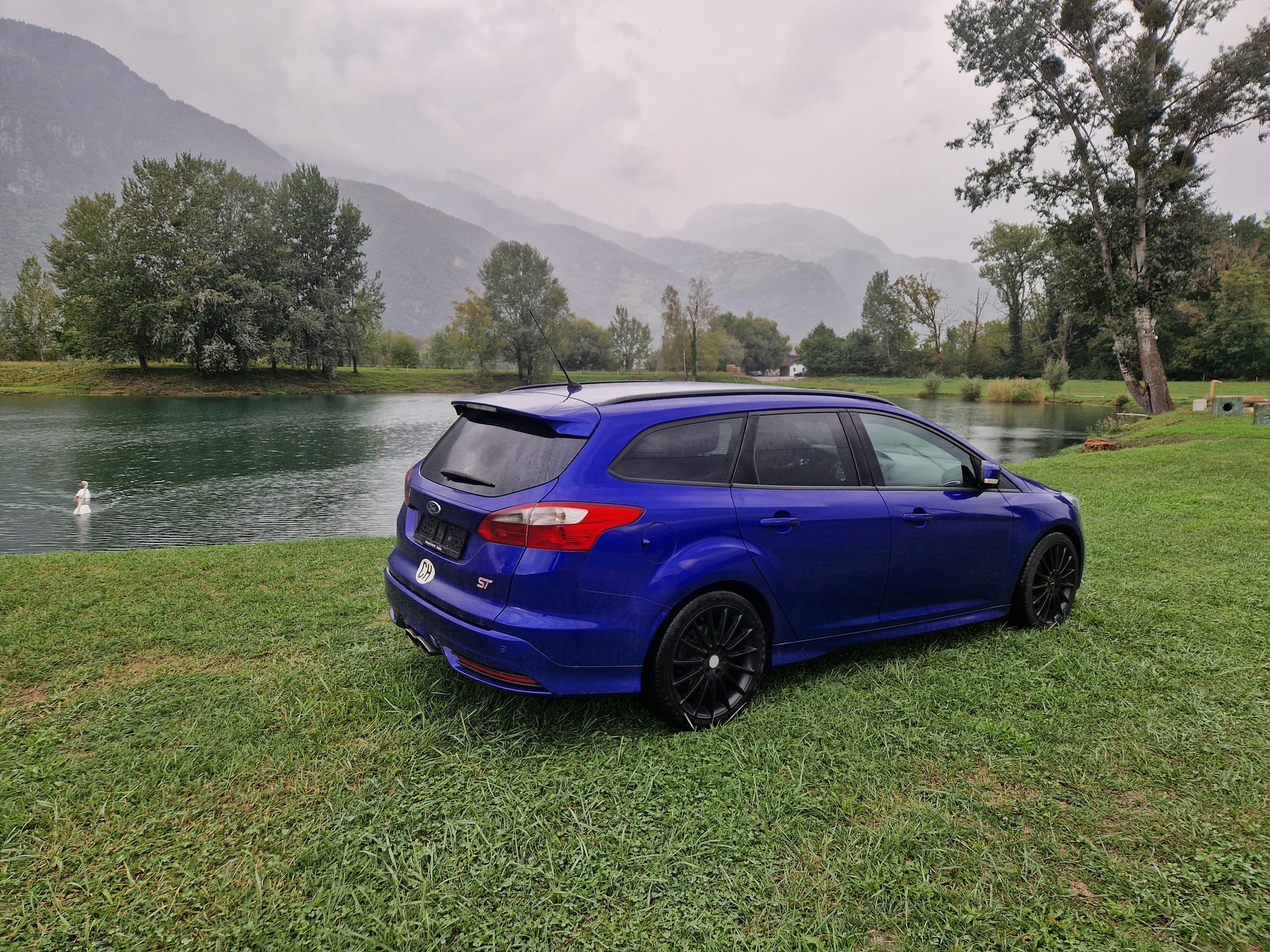FORD Focus 2.0 SCTi ST-3-image-3
