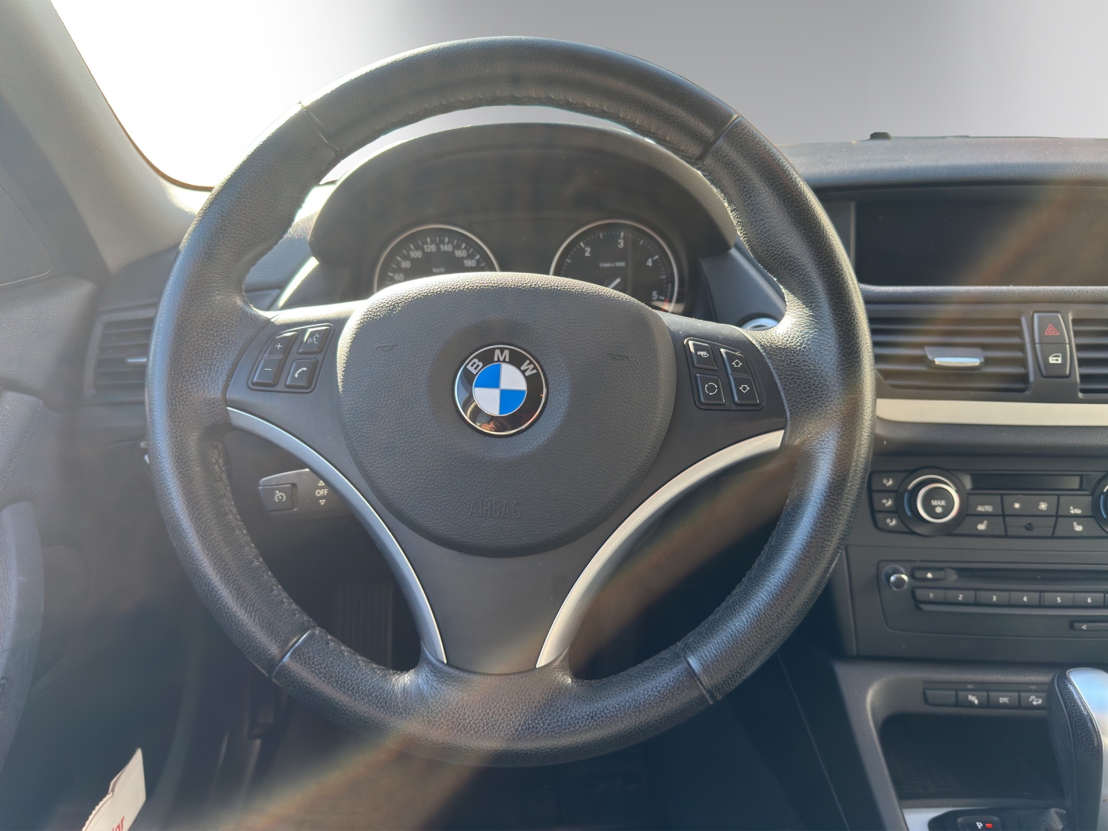 BMW BMW X1 xDrive20d Steptronic | Allrad | Diesel | Automatik | LED | Navigation | 8-fach bereift-image-16
