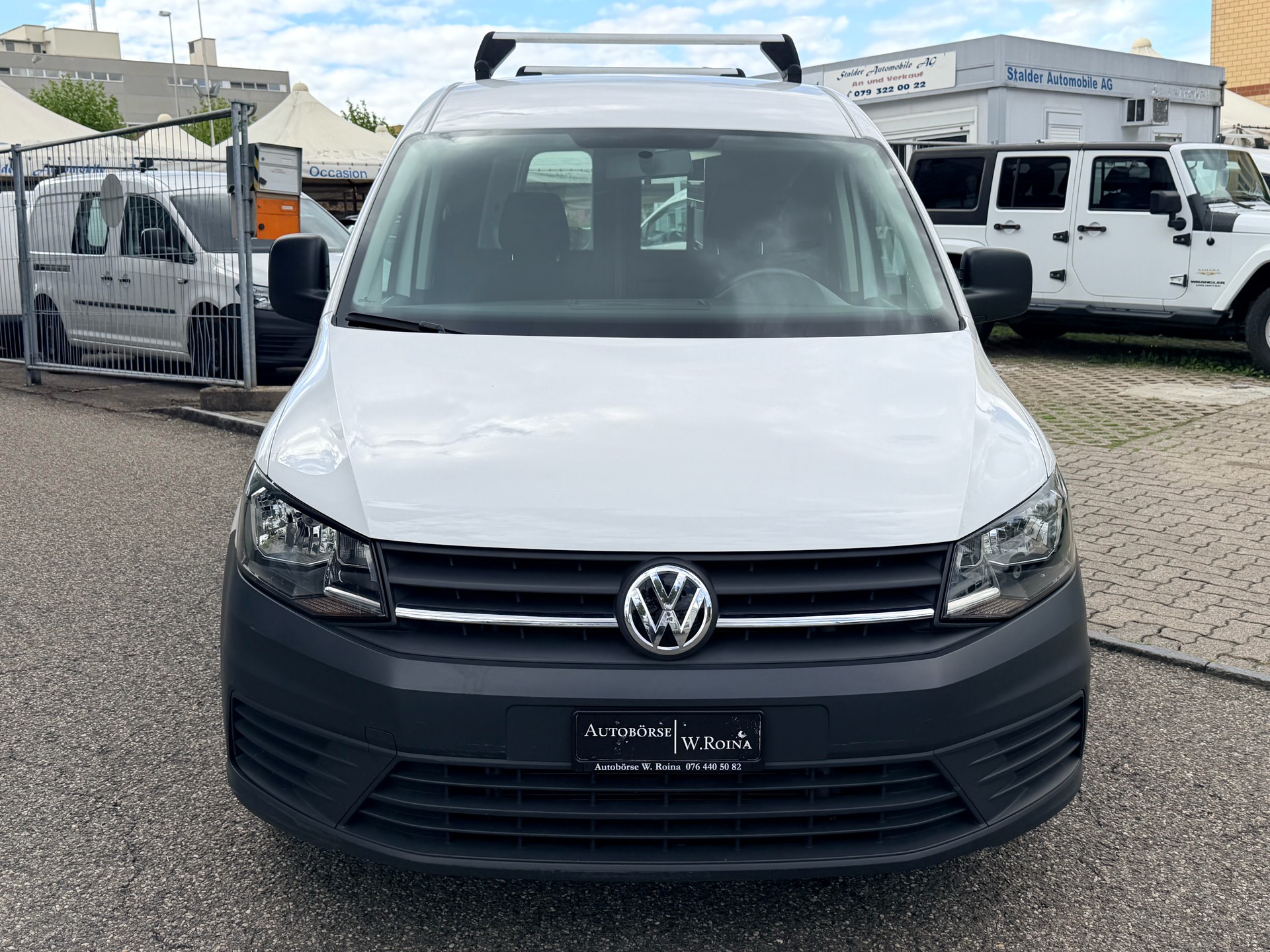 VW Caddy Maxi 1.0TSI BlueMotion Technology-image-7