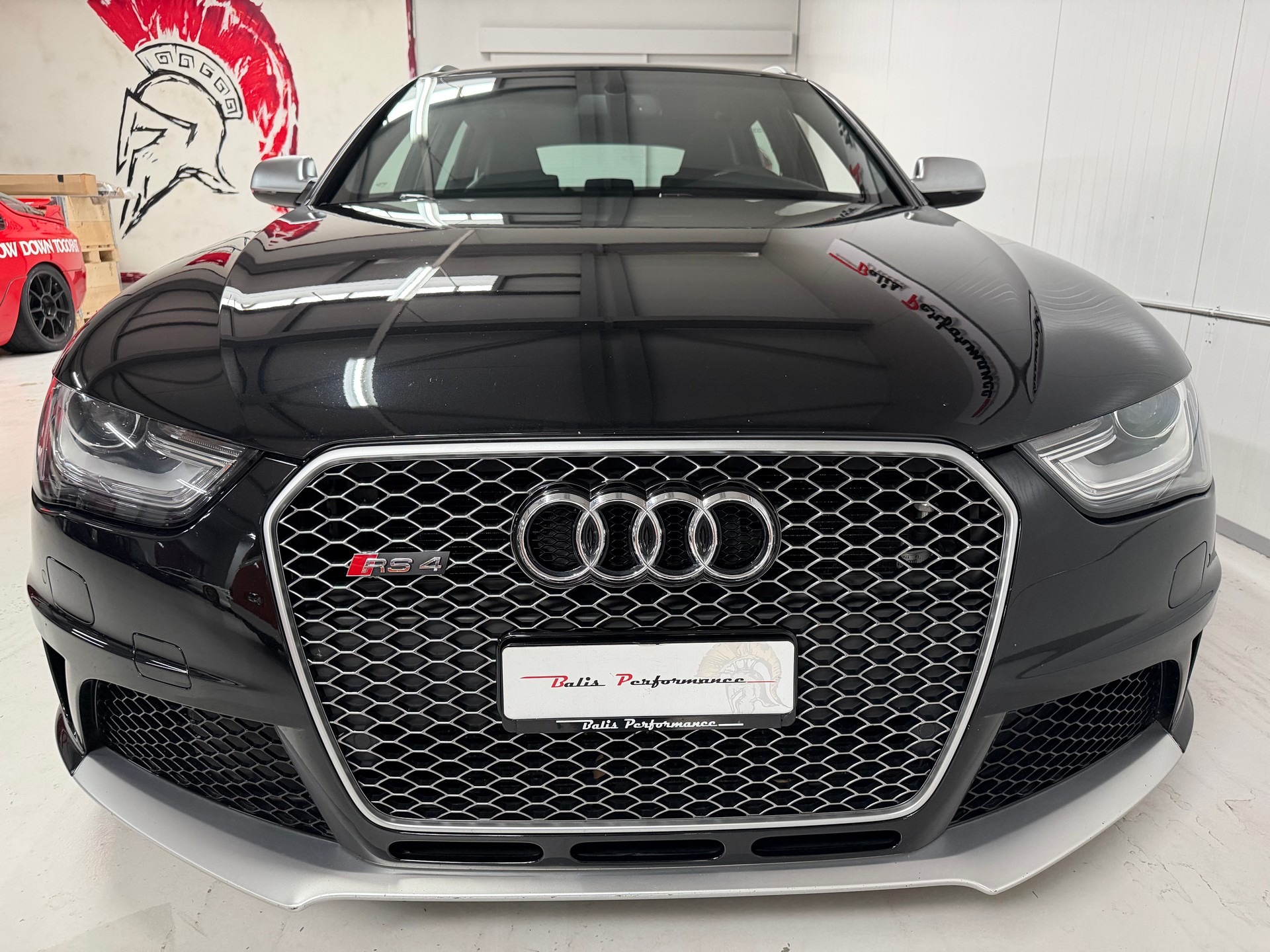 AUDI RS4 Avant 4.2 FSI V8 quattro S-tronic-image-3