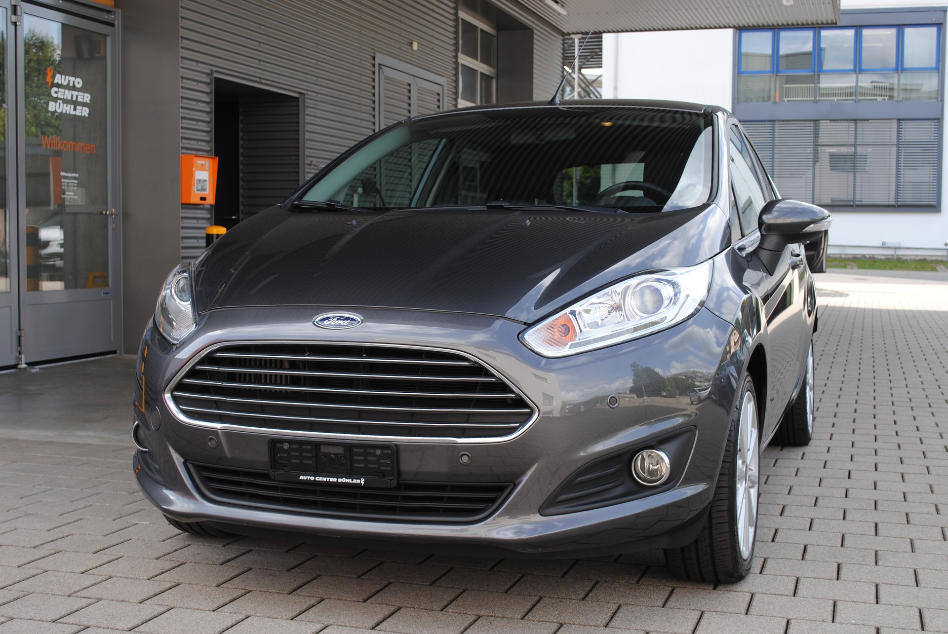 FORD Fiesta 1.0 SCTi Titanium-image-1