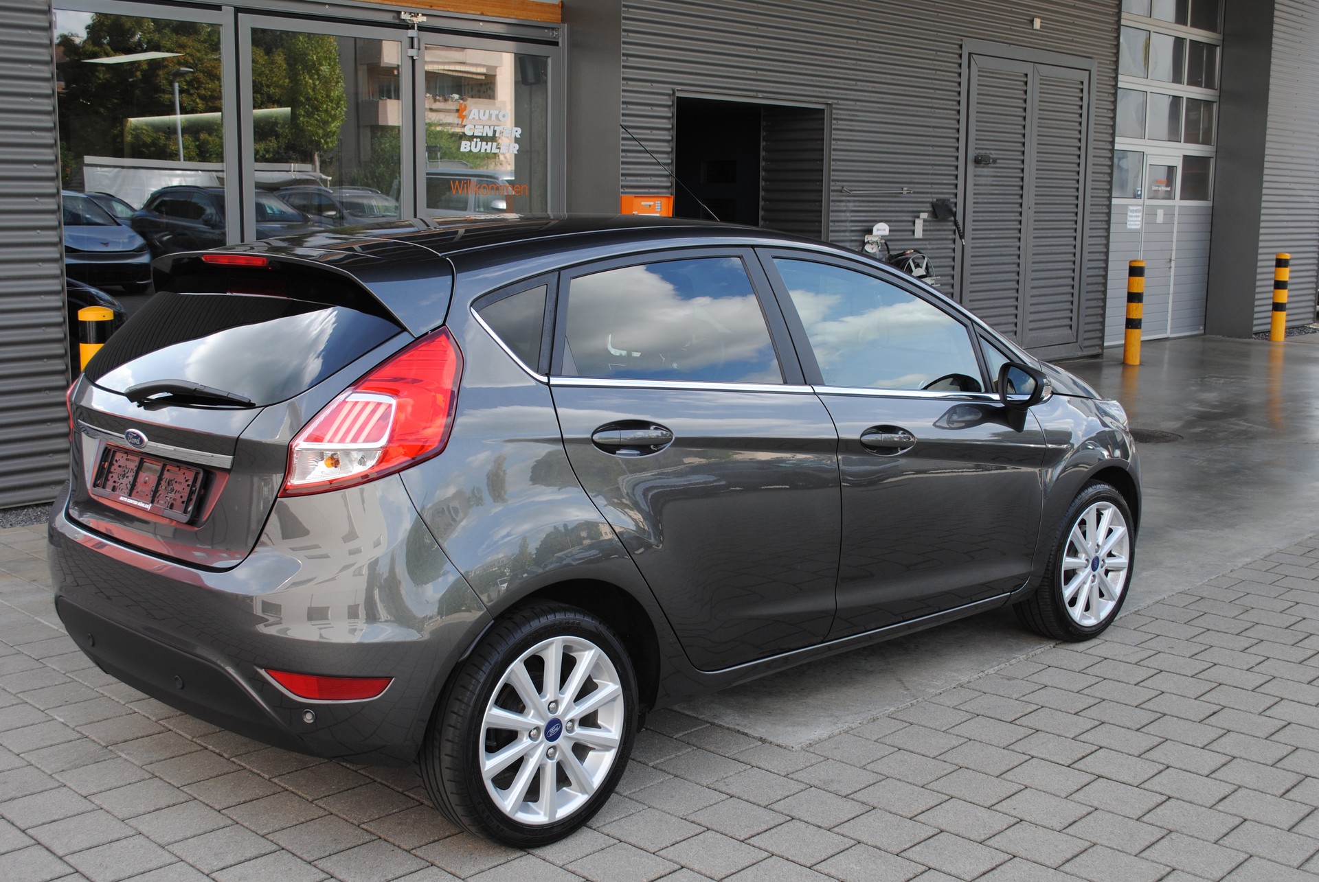 FORD Fiesta 1.0 SCTi Titanium-image-6
