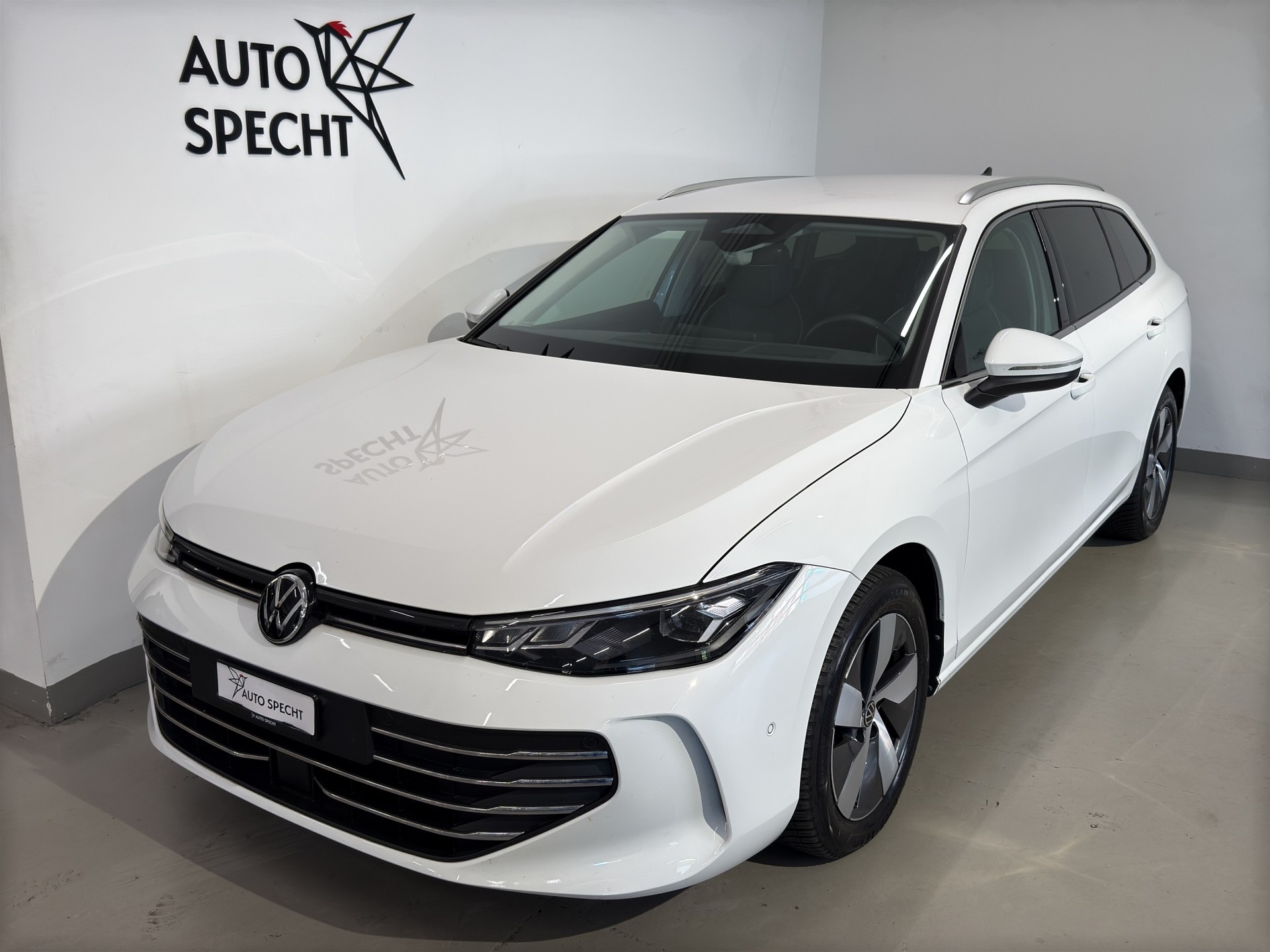 VW Passat Variant 2.0 TDI evo Business DSG-image-0