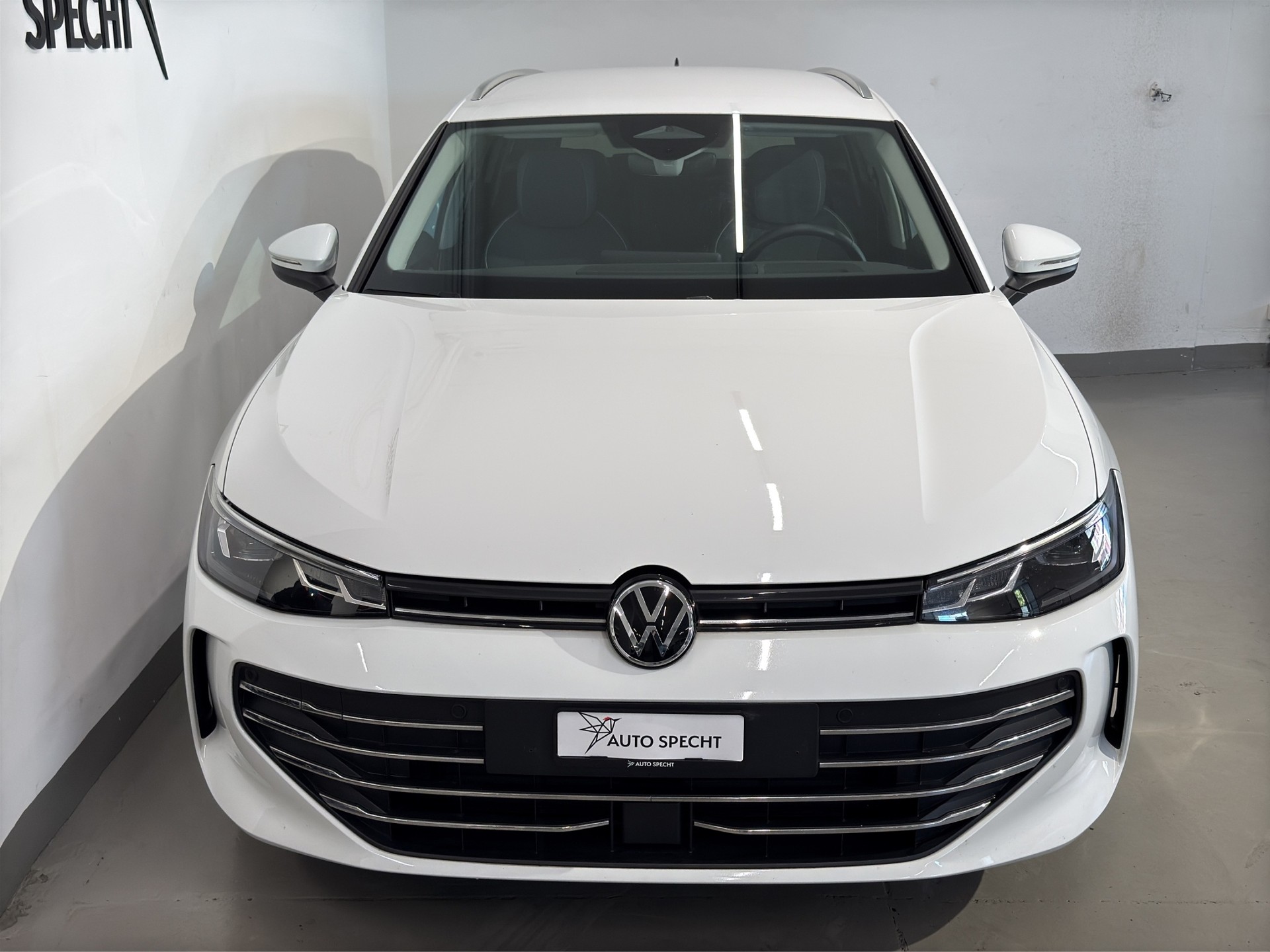 VW Passat Variant 2.0 TDI evo Business DSG-image-2