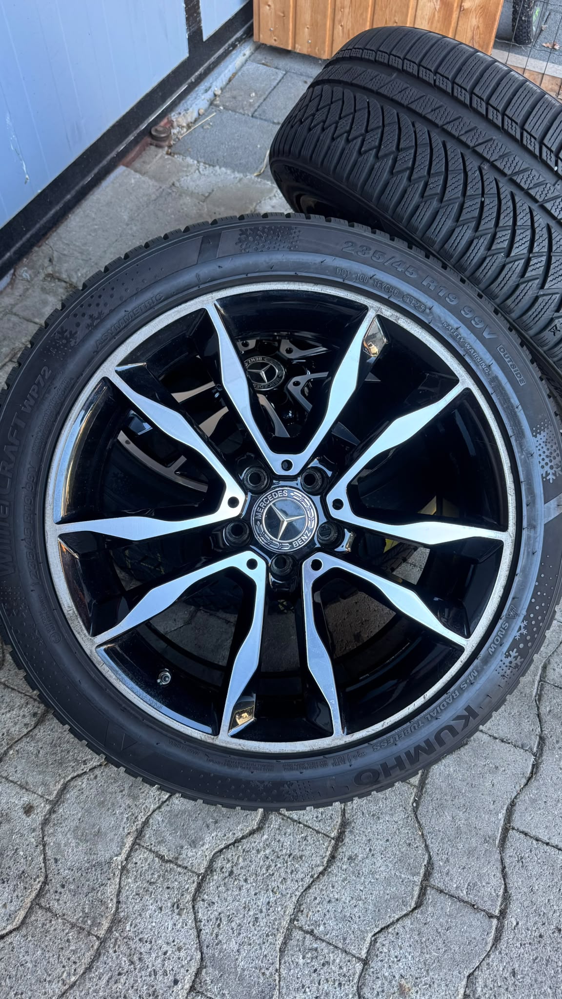 MERCEDES-BENZ GLA 200 d Swiss Star Edition Urban 4Matic 7G-DCT (CH)-image-29
