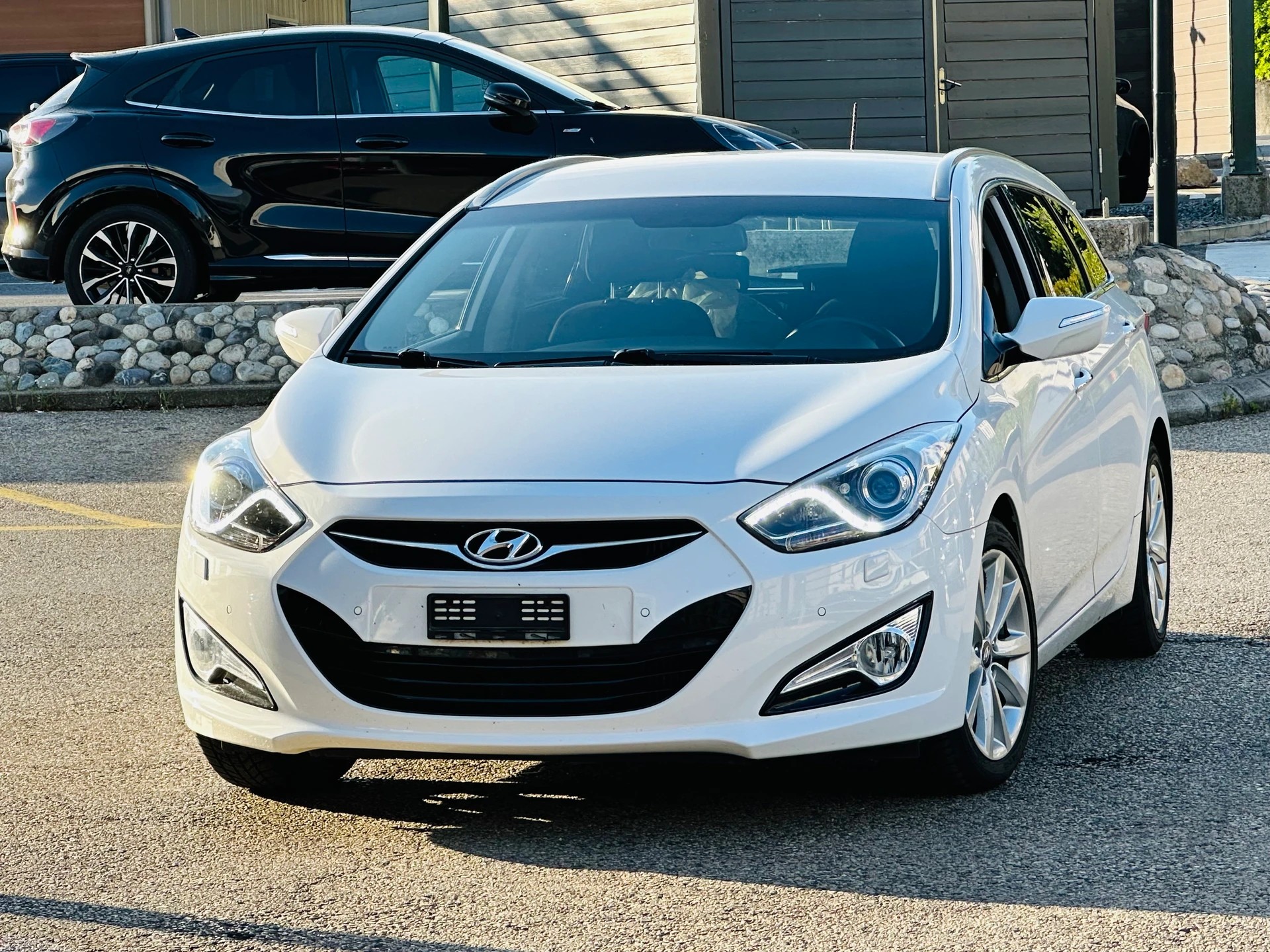 HYUNDAI i40 Wagon 1.7 CRDI Premium Automatic-image-1