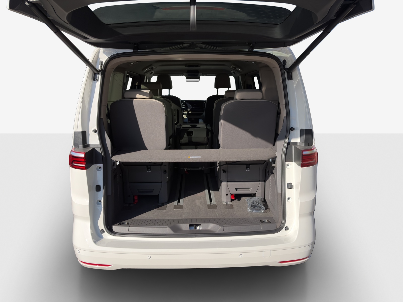 VW Multivan 2.0 TDI Liberty DSG-image-12