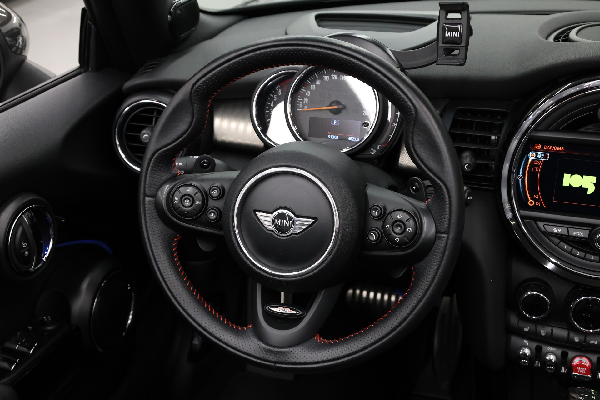MINI Cabrio F57 2.0i Cooper S SAG-image-23