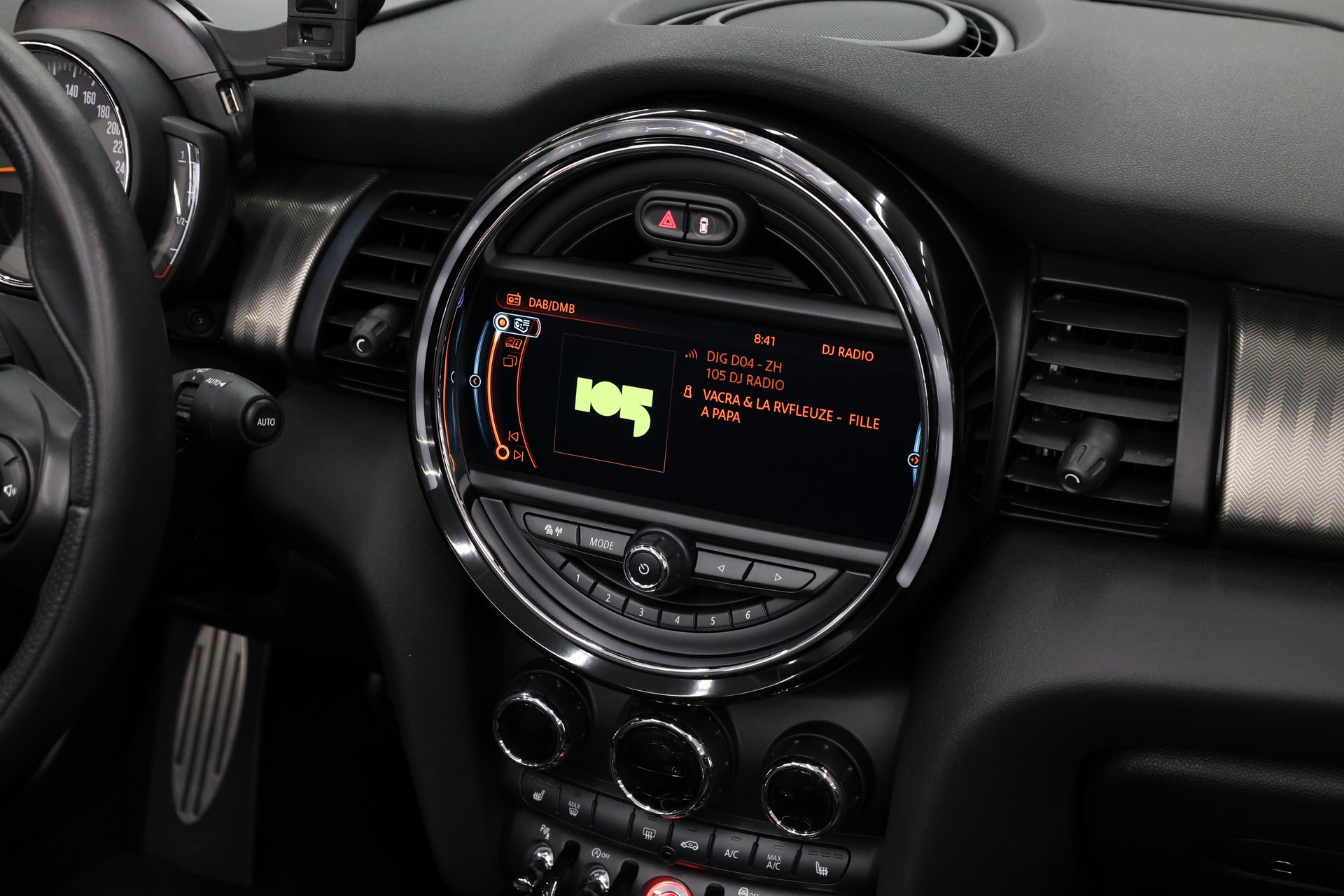 MINI Cabrio F57 2.0i Cooper S SAG-image-24