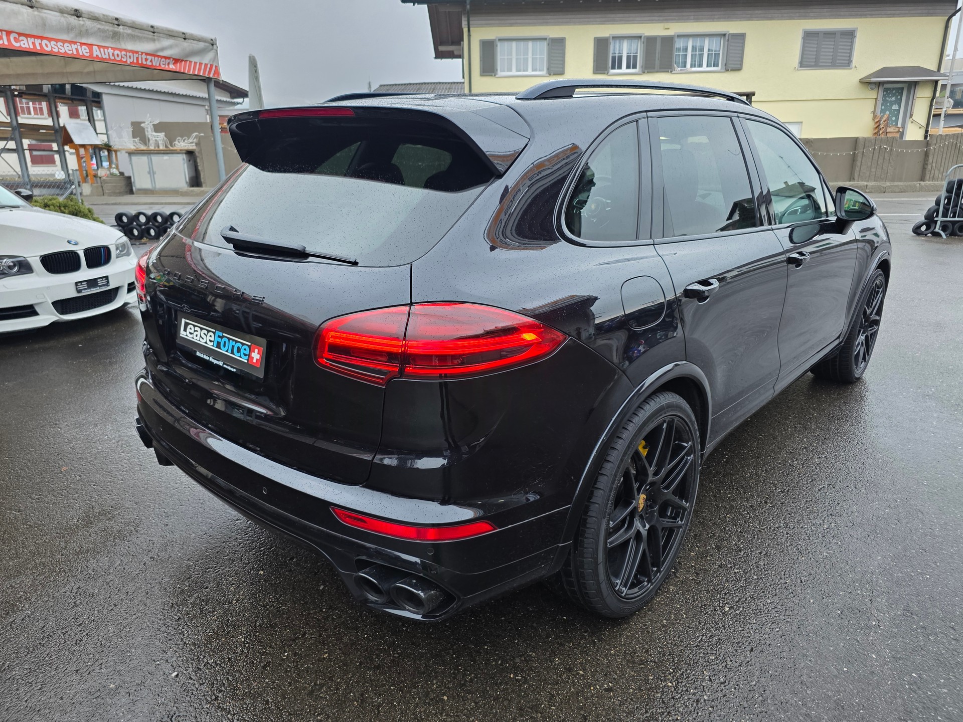 PORSCHE Cayenne Turbo S-image-5