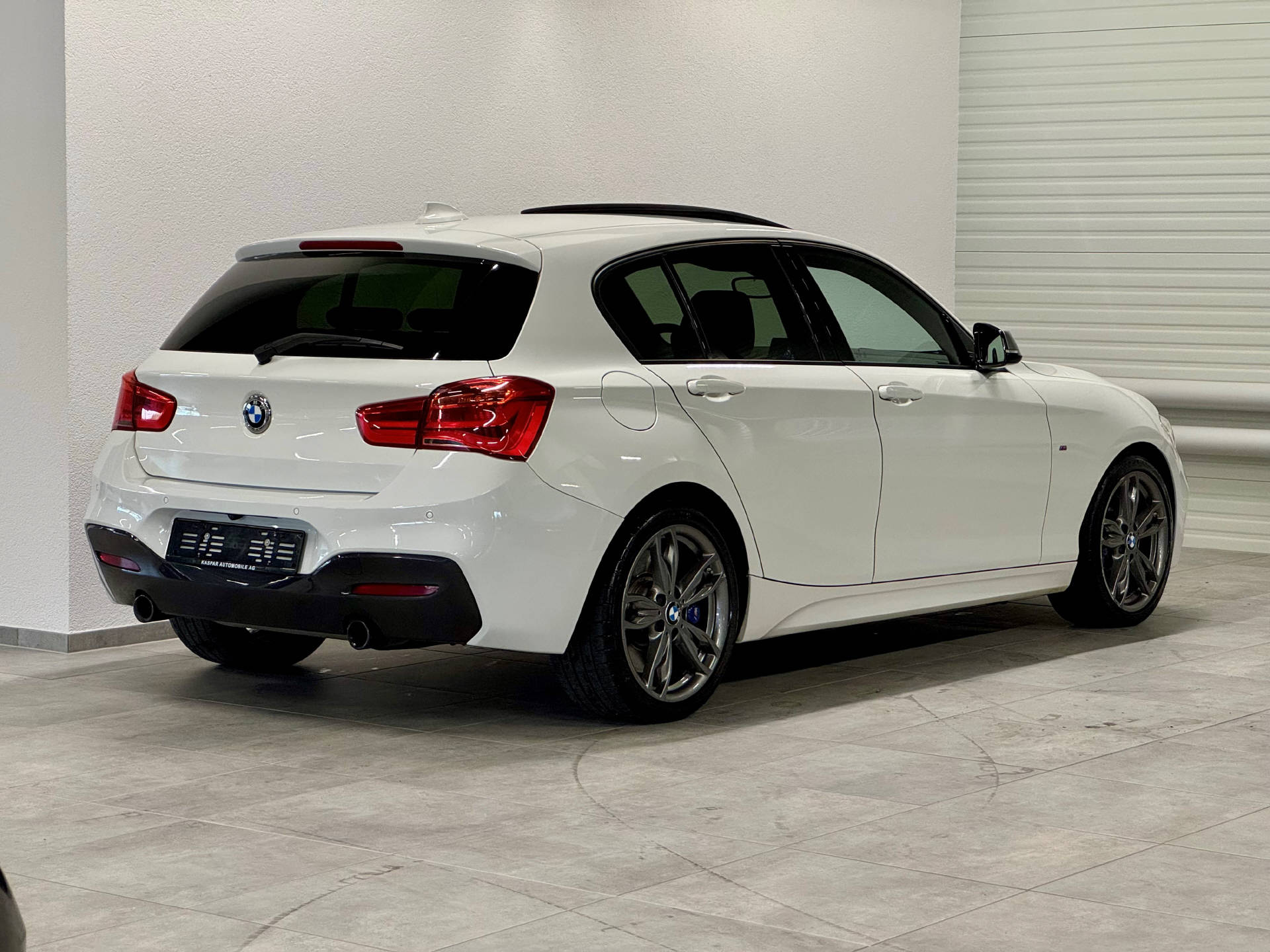 BMW M135i xDrive-image-1