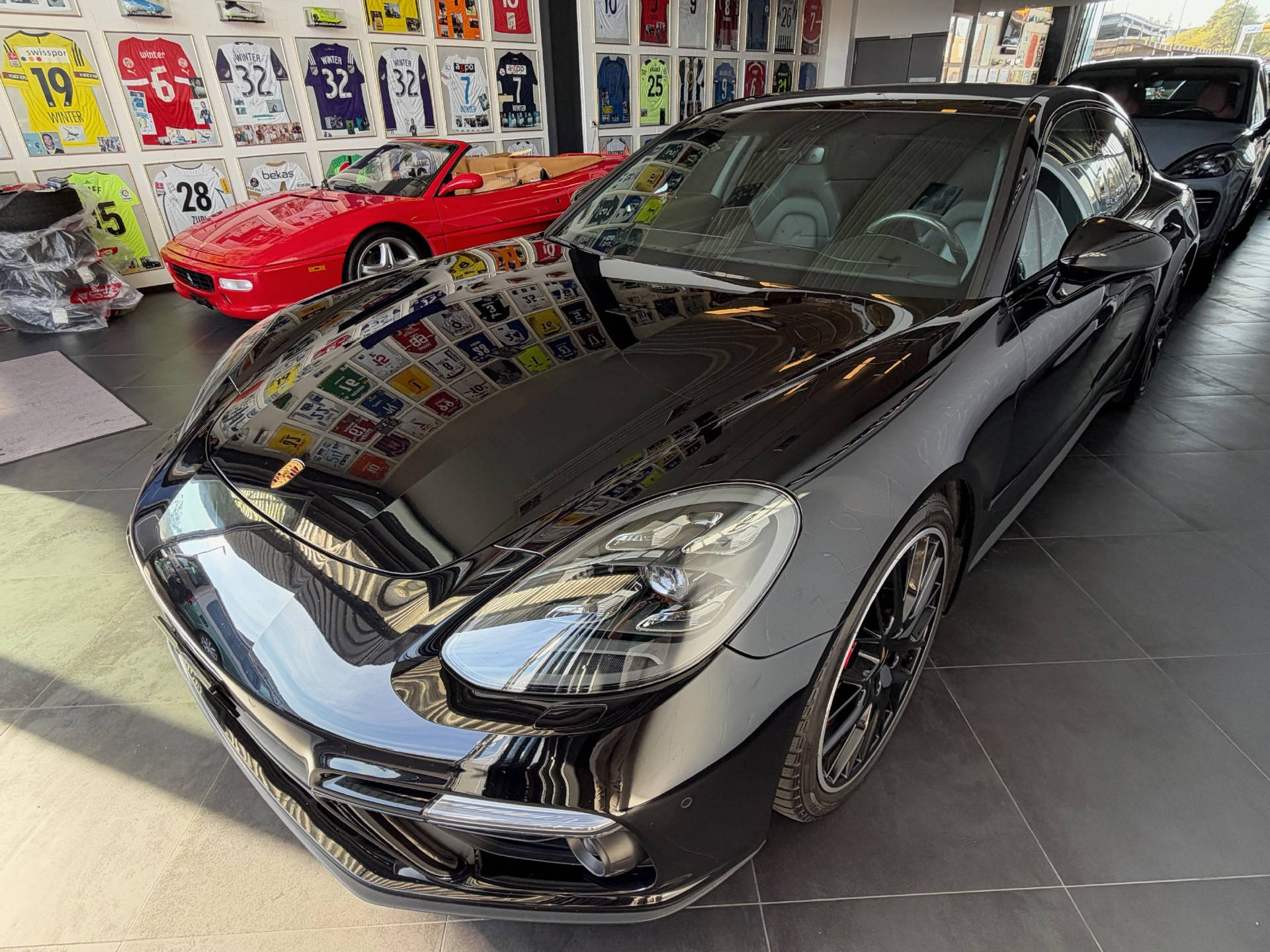 PORSCHE Panamera 4.0 V8 Turbo-image-3