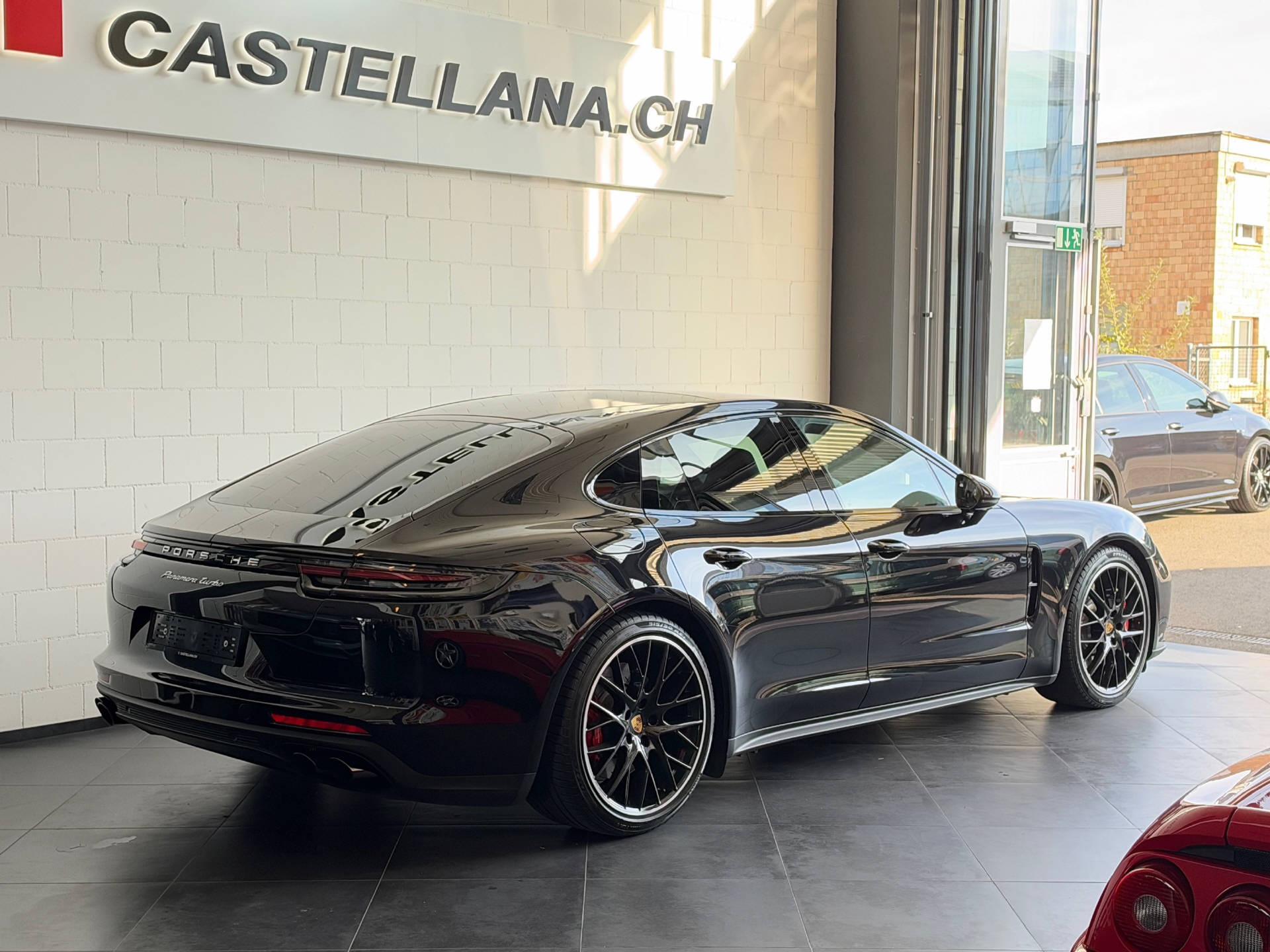 PORSCHE Panamera 4.0 V8 Turbo-image-6