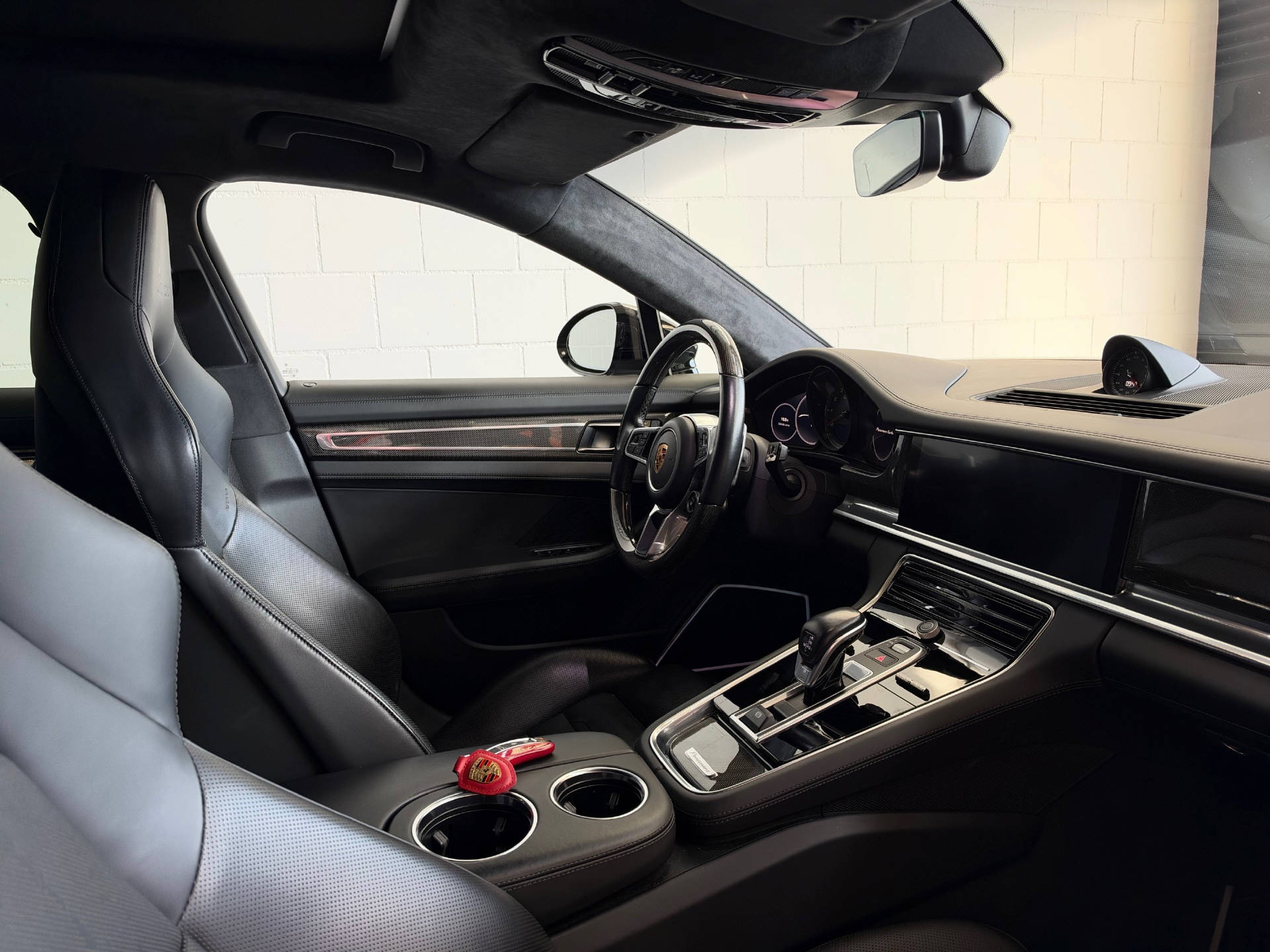 PORSCHE Panamera 4.0 V8 Turbo-image-16