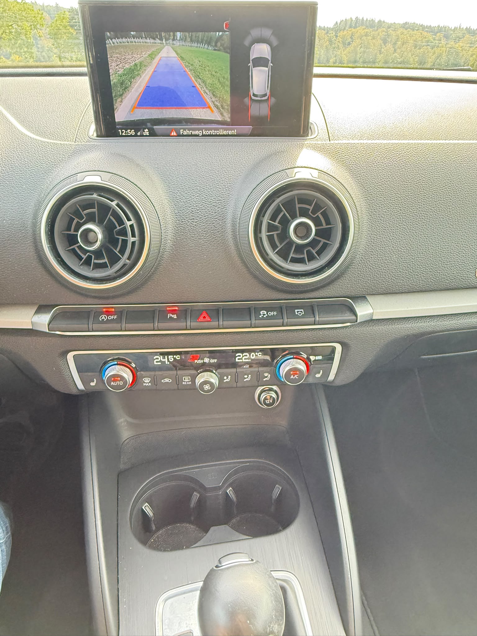 AUDI A3 2.0 TDI-image-11