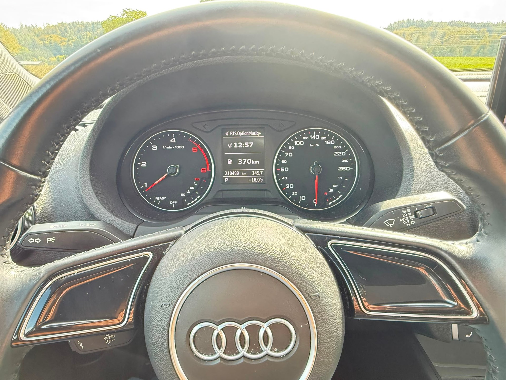 AUDI A3 2.0 TDI-image-9