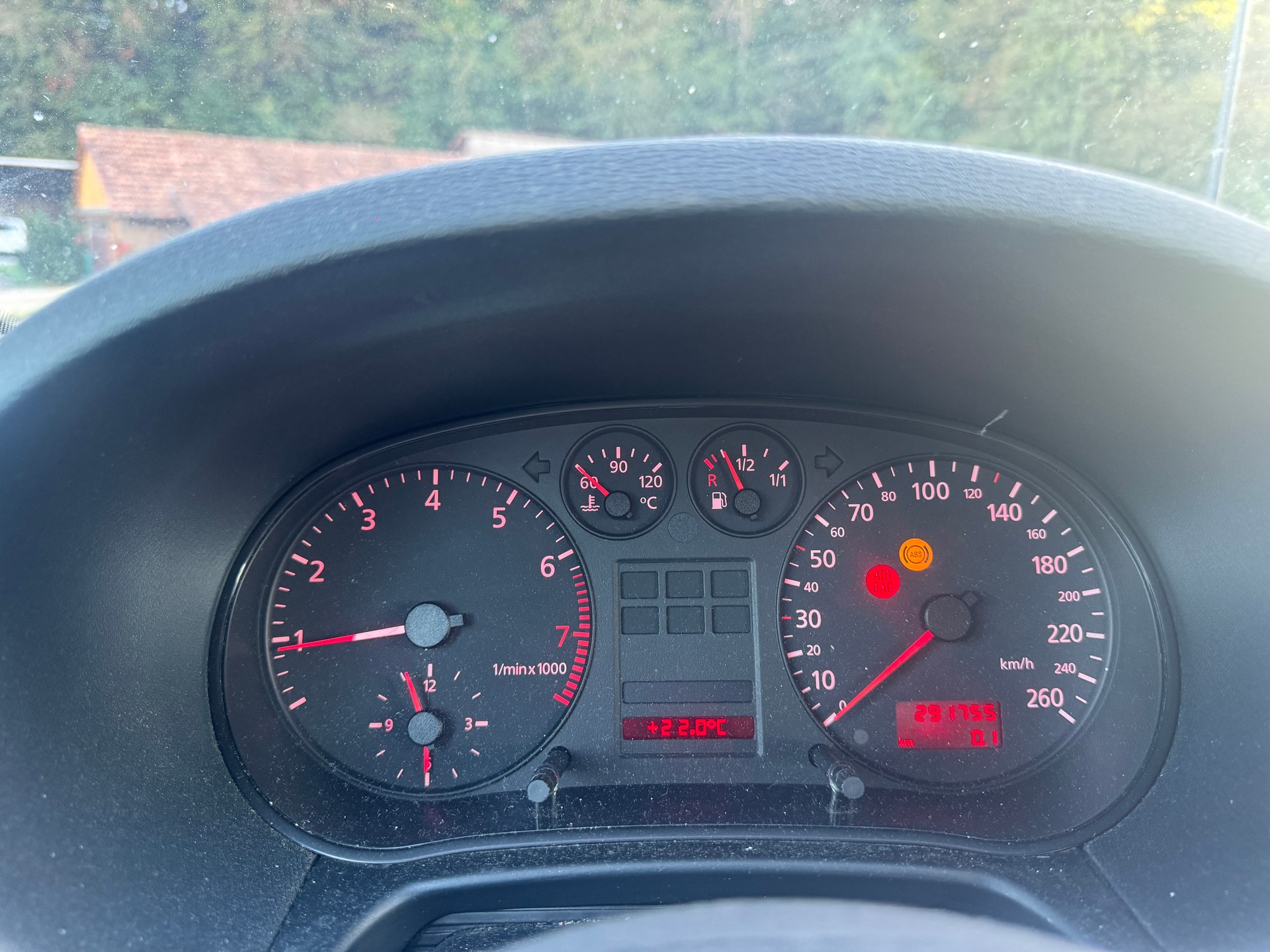 AUDI A3 1.8 T Attraction-image-12