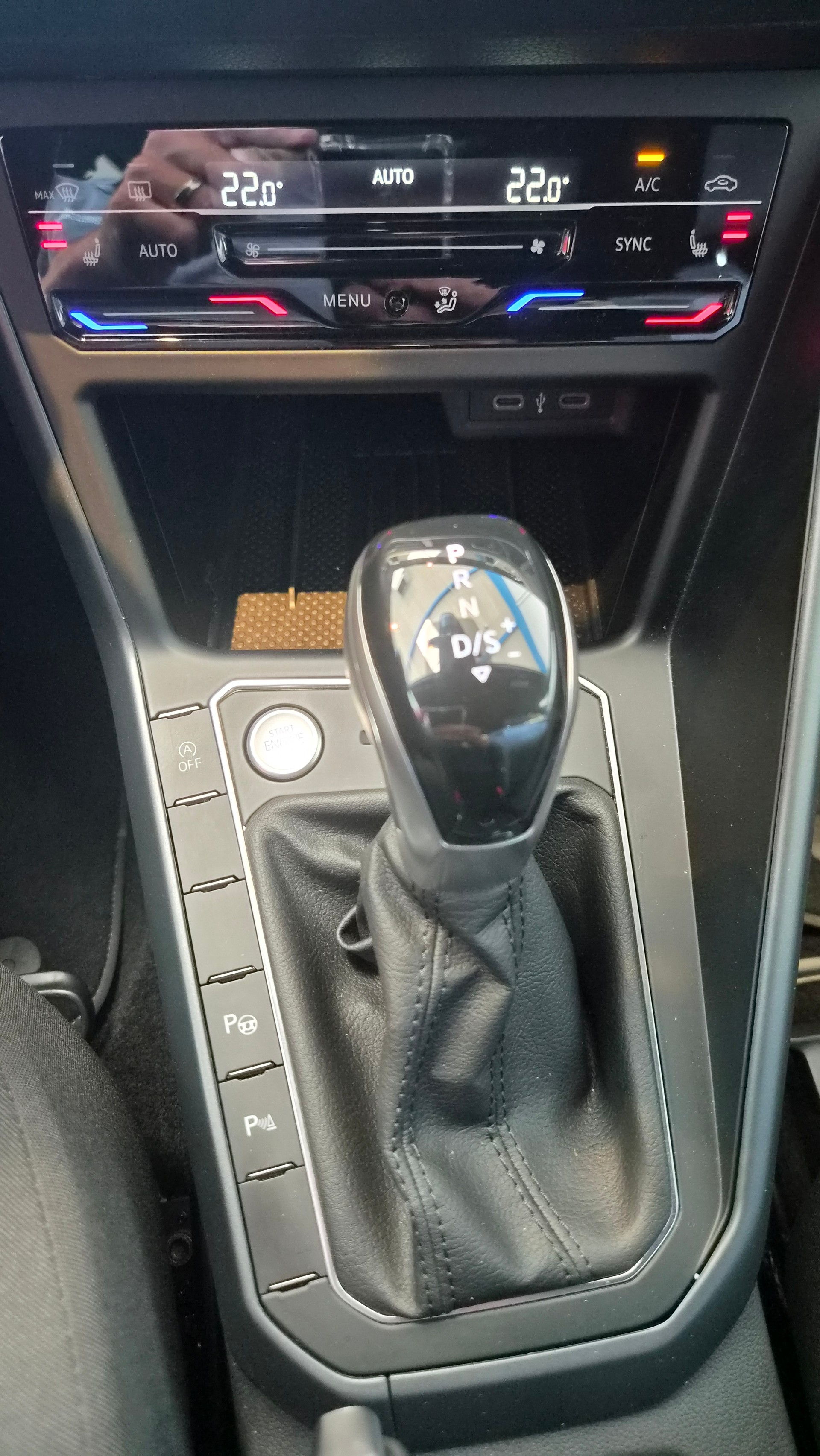 SEAT Arona 1.5 Eco TSI FR DSG-image-10
