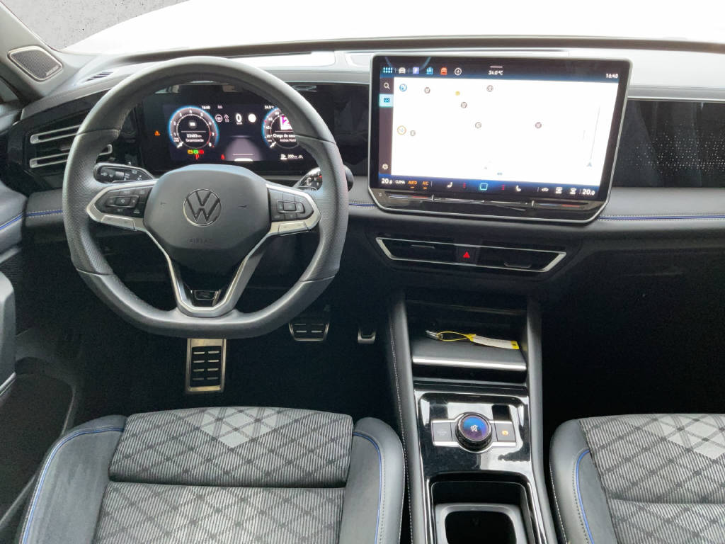 VW Tiguan 2.0 TSI R-Line DSG 4motion-image-10