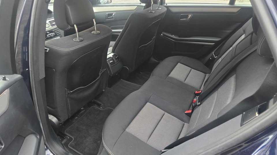 MERCEDES-BENZ E 250 CDI 4Matic 7G-Tronic-image-6