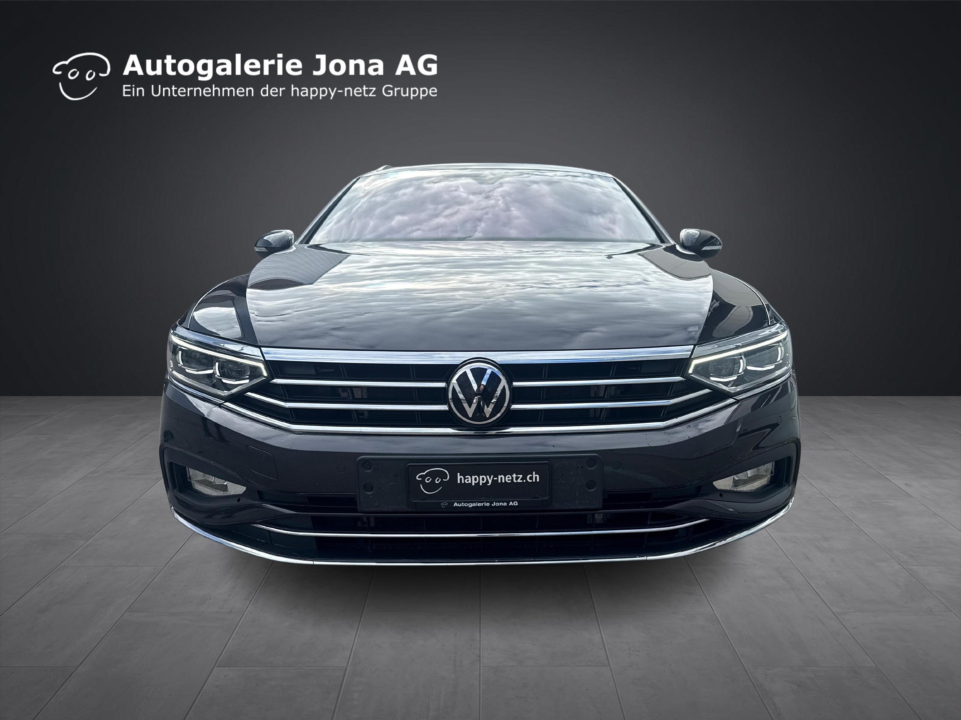 VW Passat Variant 2.0 TSI Elegance DSG 4m-image-5