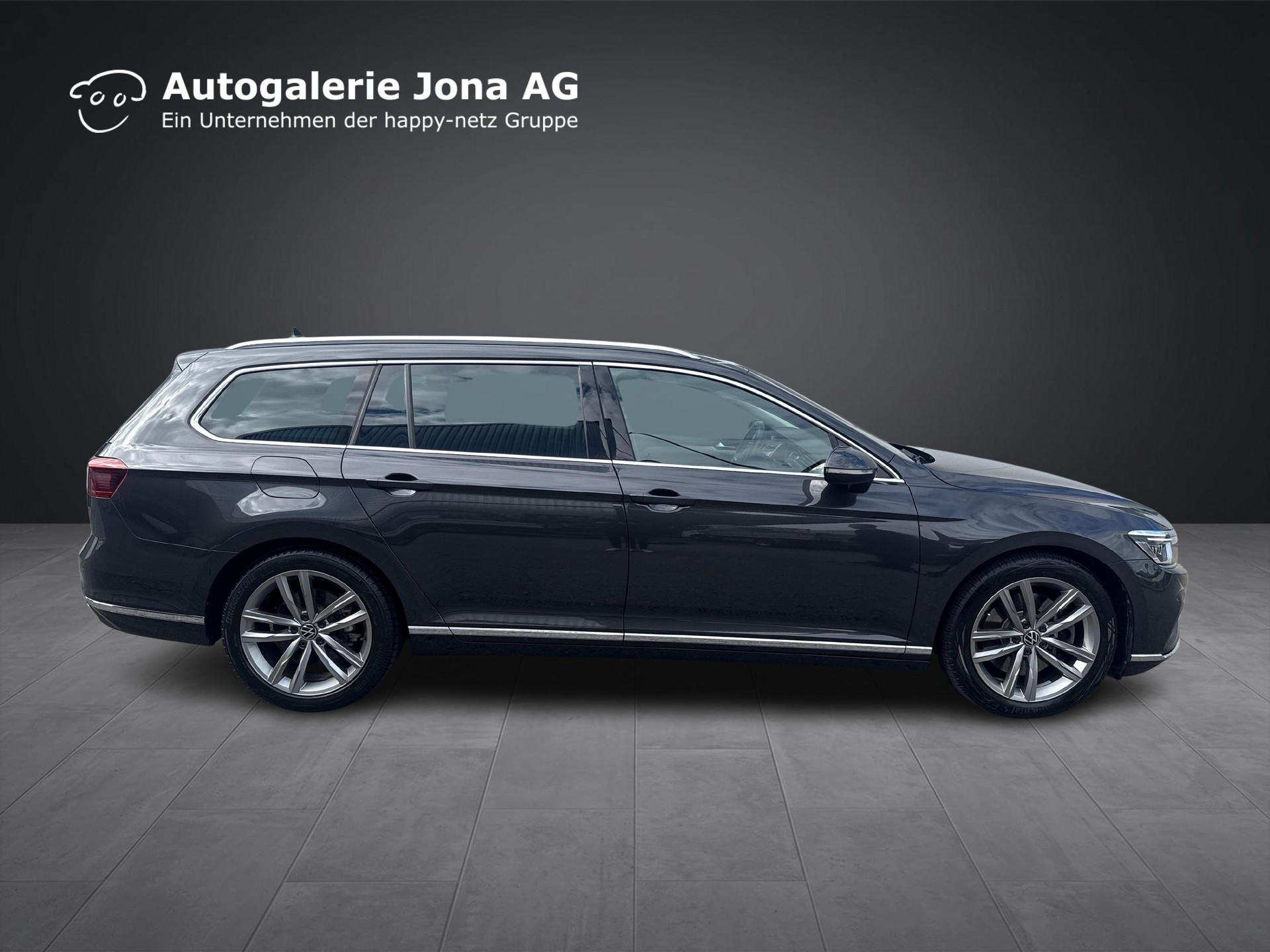 VW Passat Variant 2.0 TSI Elegance DSG 4m-image-1