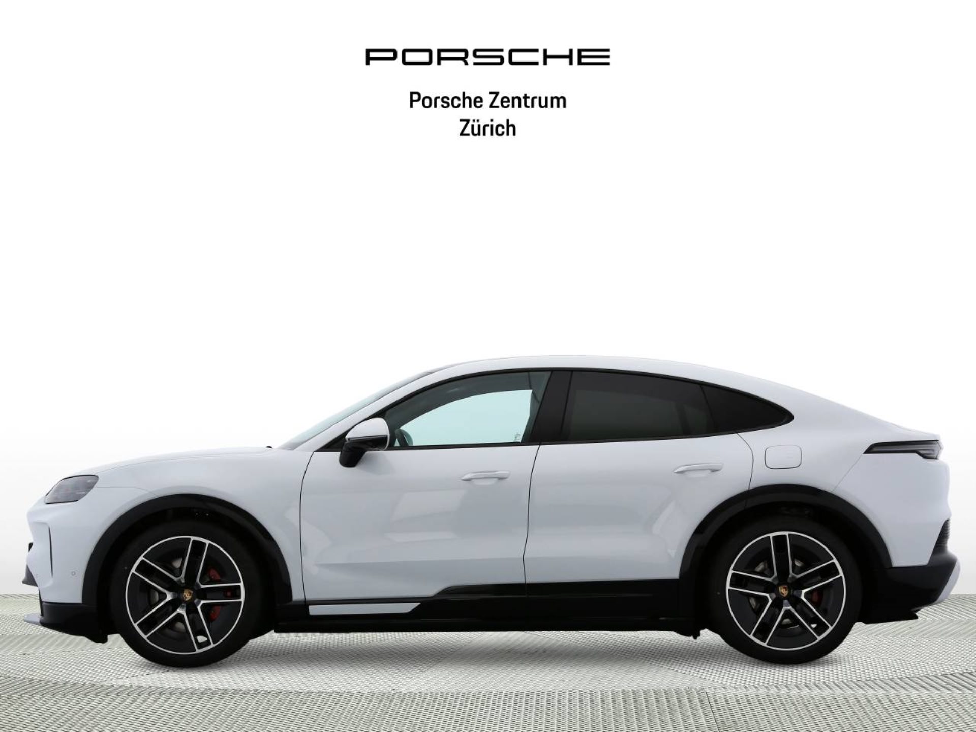 PORSCHE Cayenne S Coupé Electric-image-5