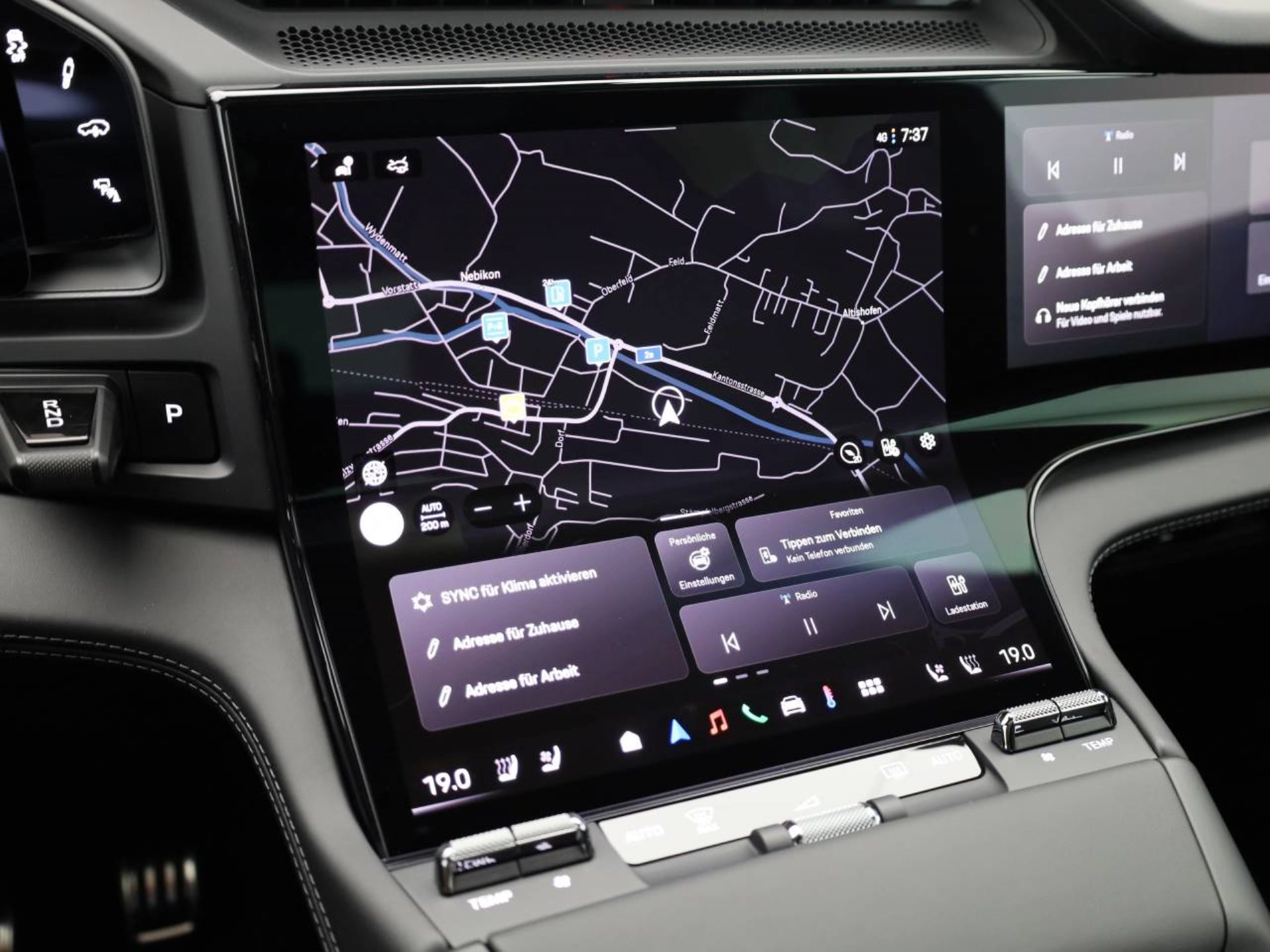 PORSCHE Cayenne S Coupé Electric-image-13