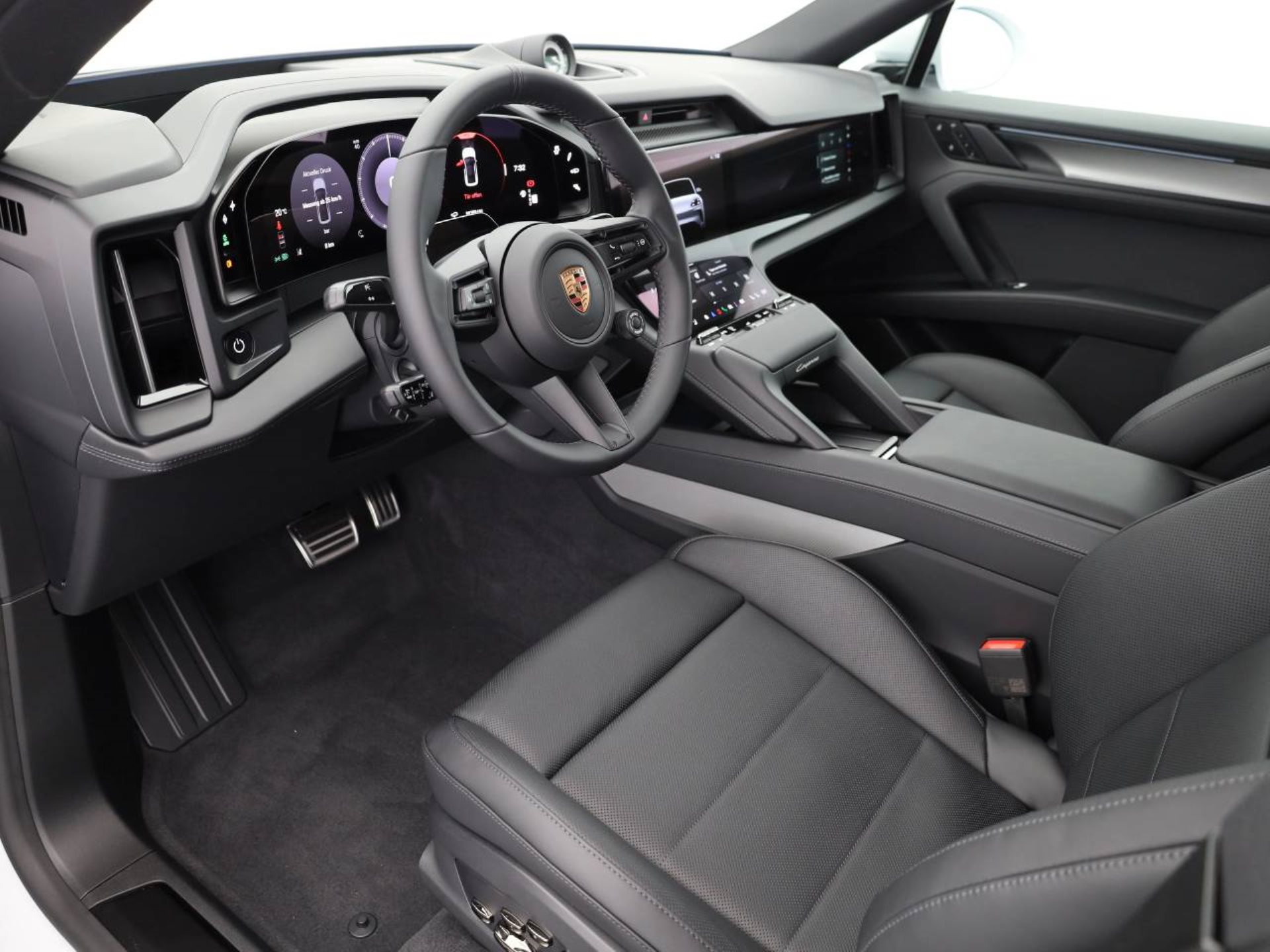 PORSCHE Cayenne S Coupé Electric-image-10