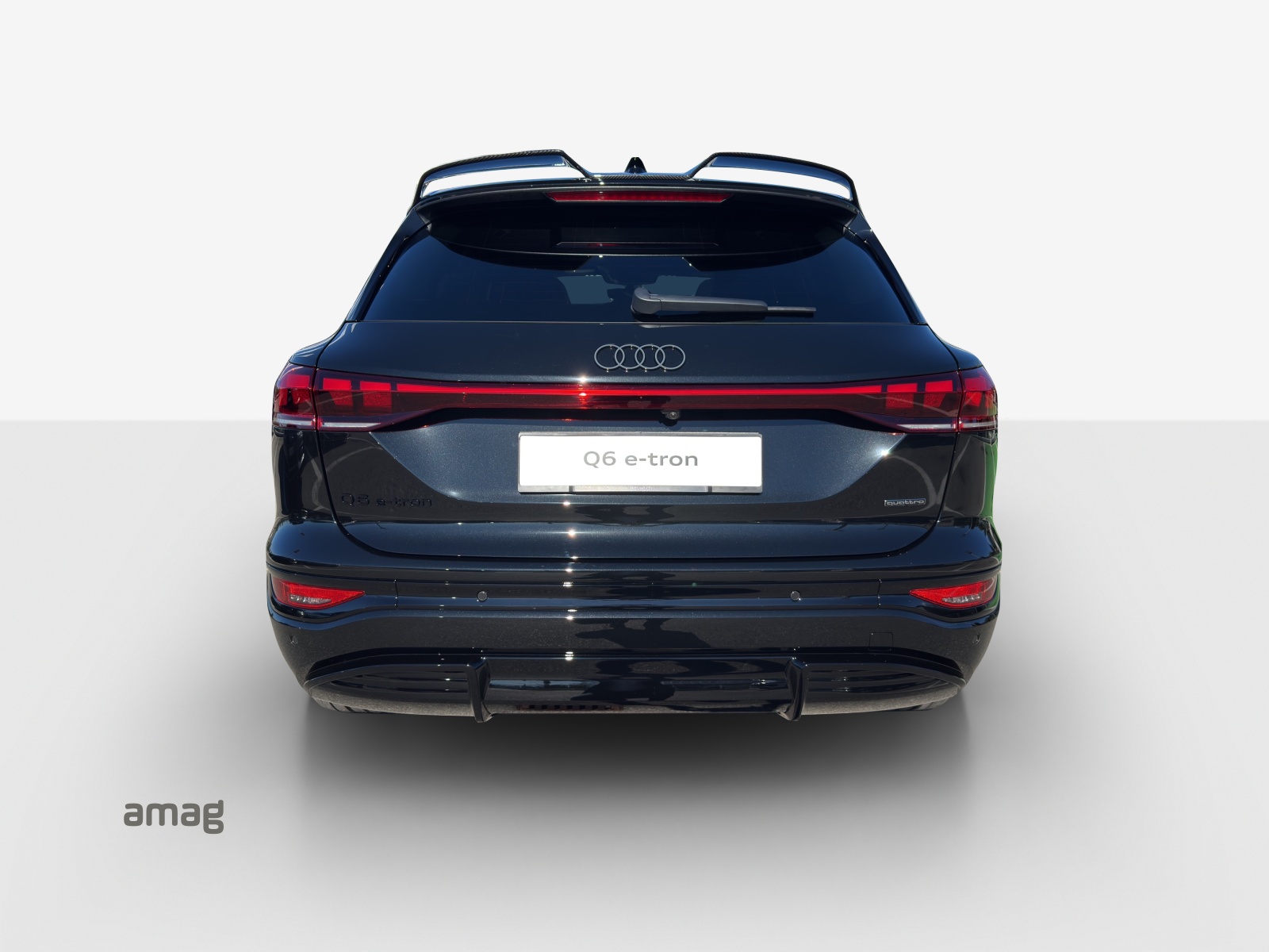 AUDI Q6 e-tron quattro-image-5