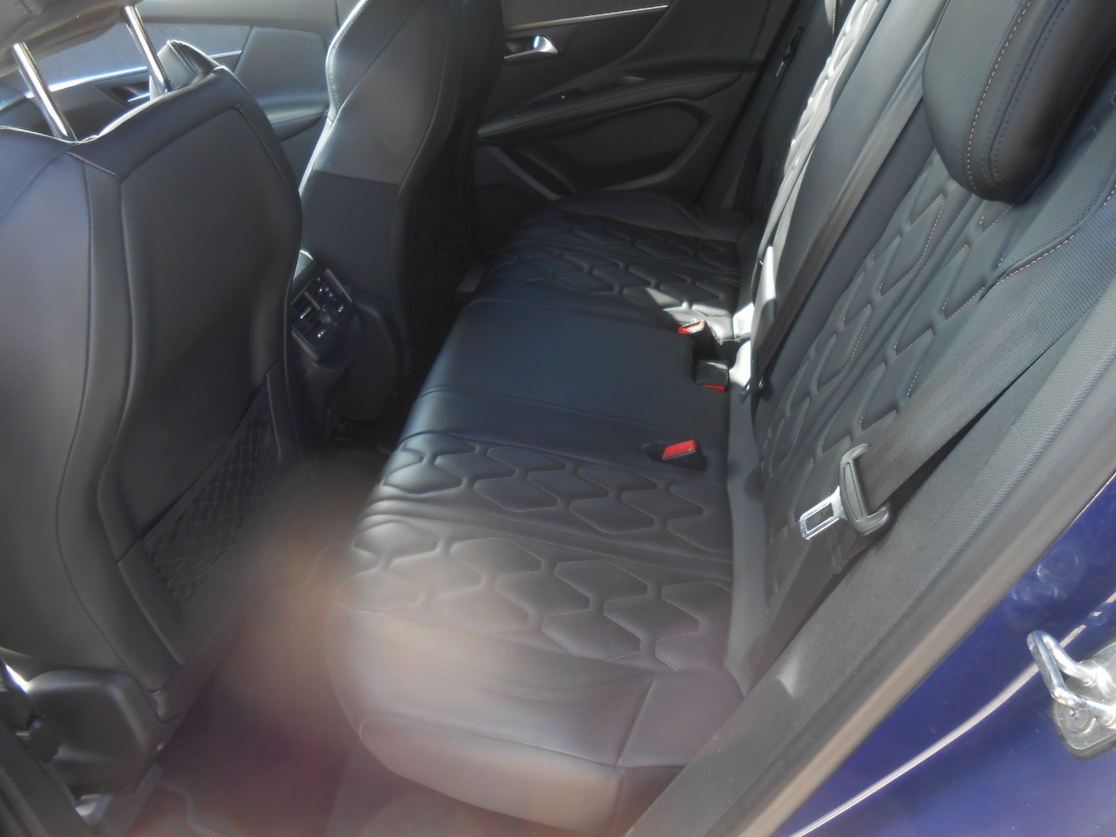 PEUGEOT 3008 1.6 THP GT Line EAT-image-10