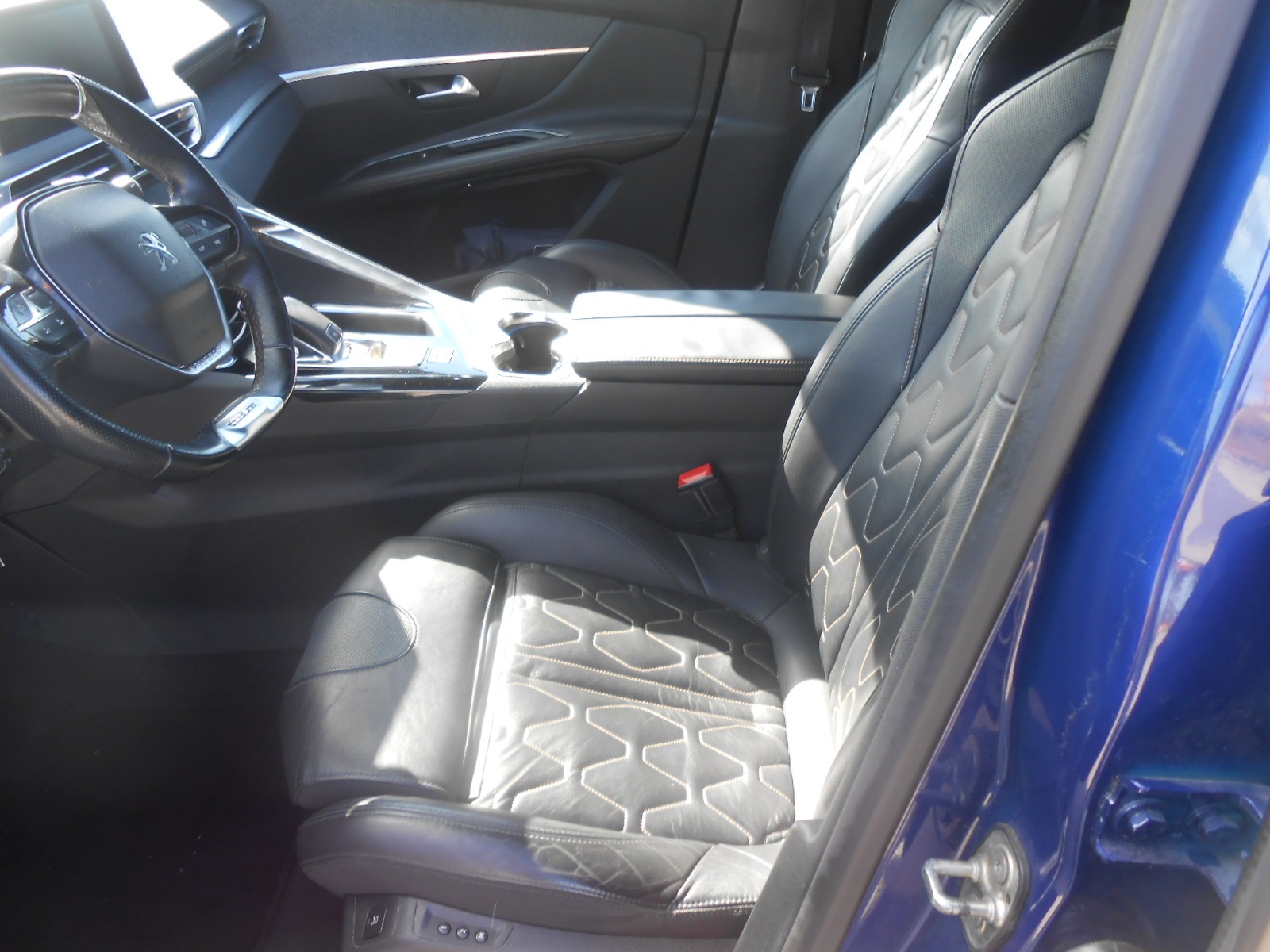 PEUGEOT 3008 1.6 THP GT Line EAT-image-9